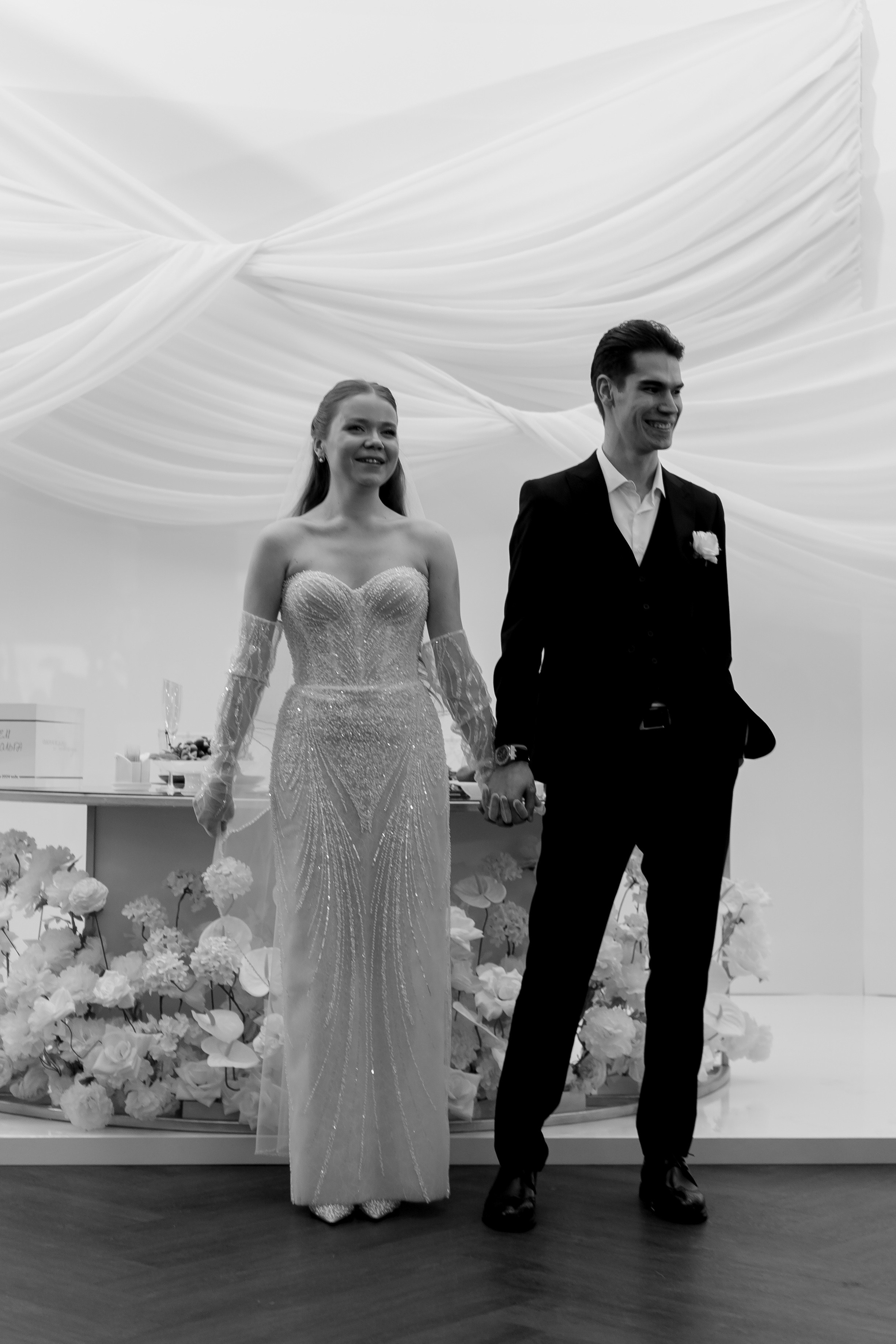 СВАДЕБНАЯ СЬЕМКА СБОРОВ В ОТЕЛЕ И ВЫЕЗД НА ЦЕРЕМОНИЮ (СНЯТО В СИБИРЕ В НИЖНЕВАРТОВСКЕ). Профессиональный фотограф, Санкт-Петербург — Виктория Богомолова