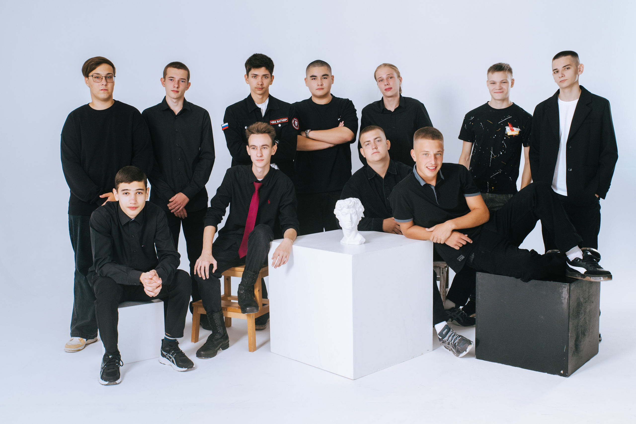 Школа № 1 — 11 класс выпуск 2025. Фотограф Ярмишко Дарья. Выпускные фотокниги