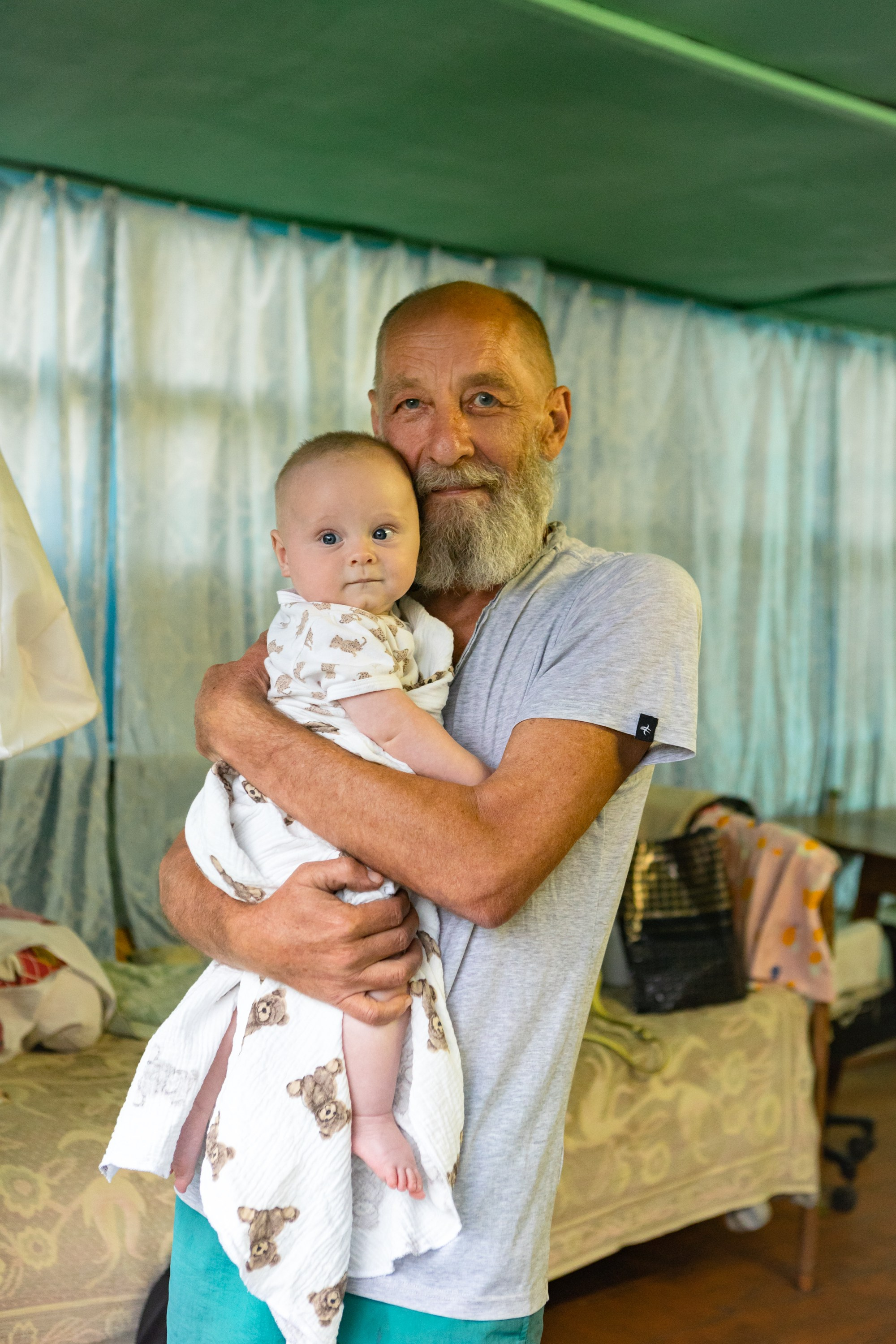 Семейная фотосессия на даче. Фотограф в Оренбурге. Профессиональный фотограф