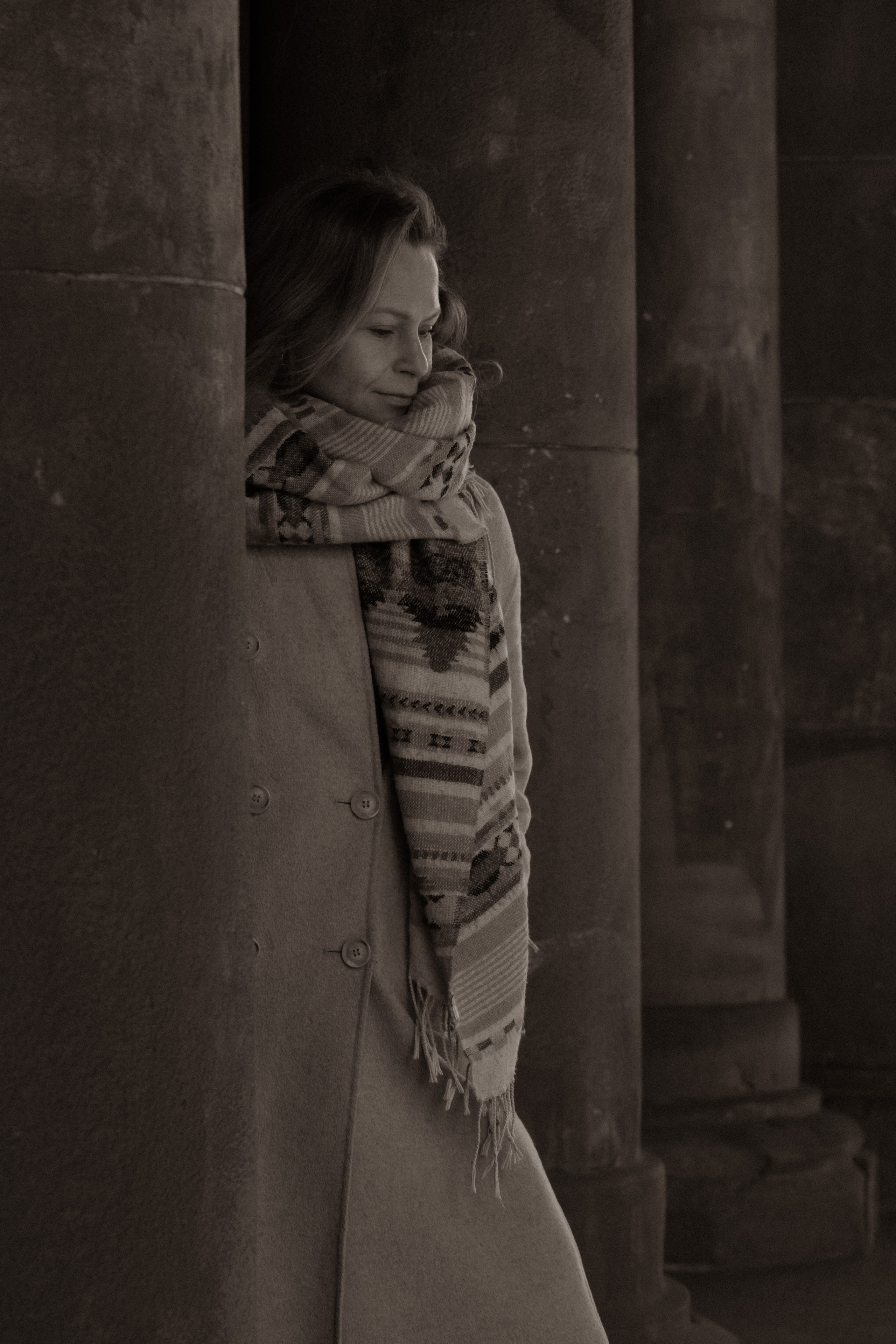 Photoshooting for the guide in Belgrade and Montenegro. Portrait photographer in Tivat Montenegro Katerina Kirsanova