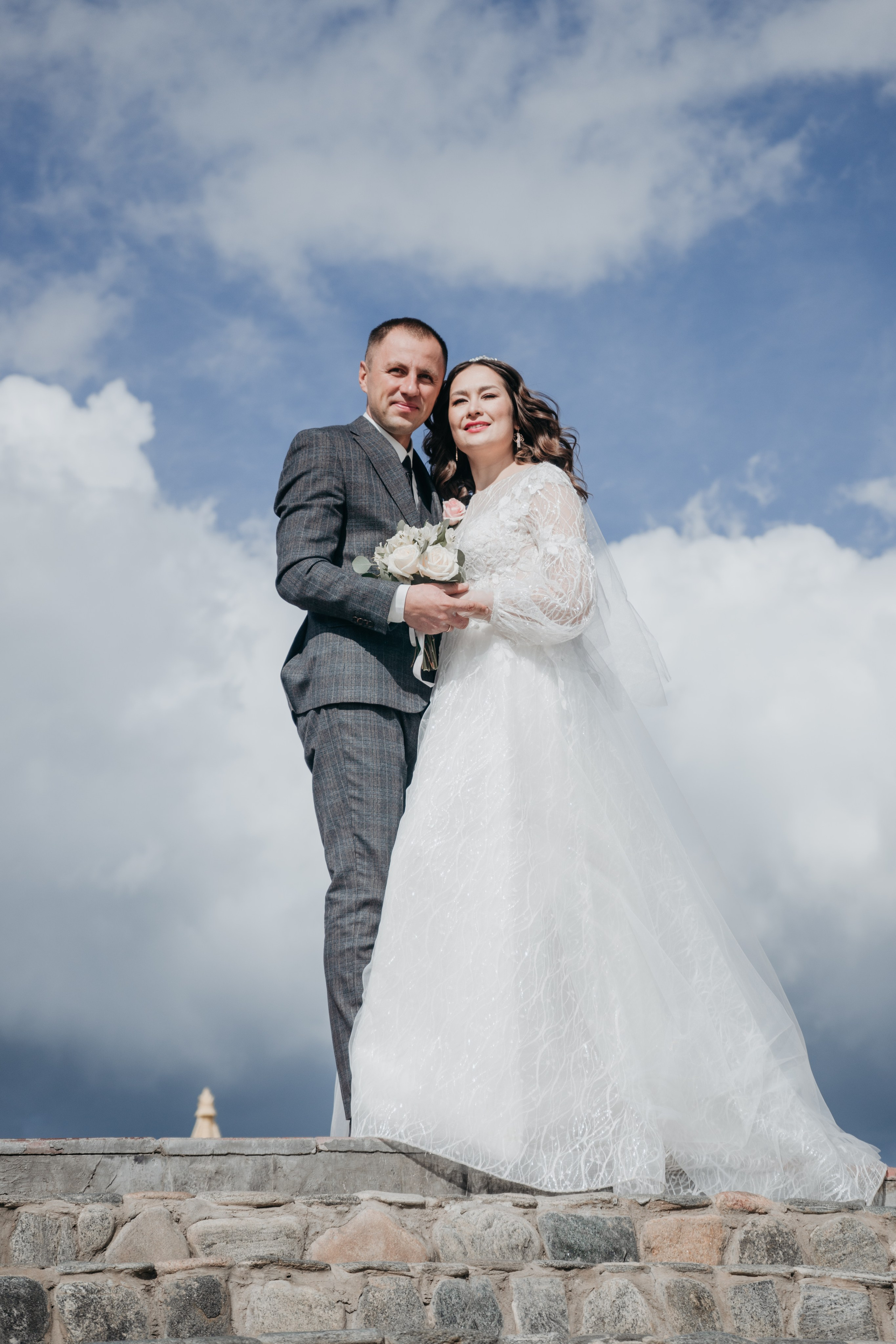 Свадебный фотографии с прогулки в окрестностях Улан-Удэ. Фотограф в Улан-Удэ. Свадебный фотограф в Улан-Удэ