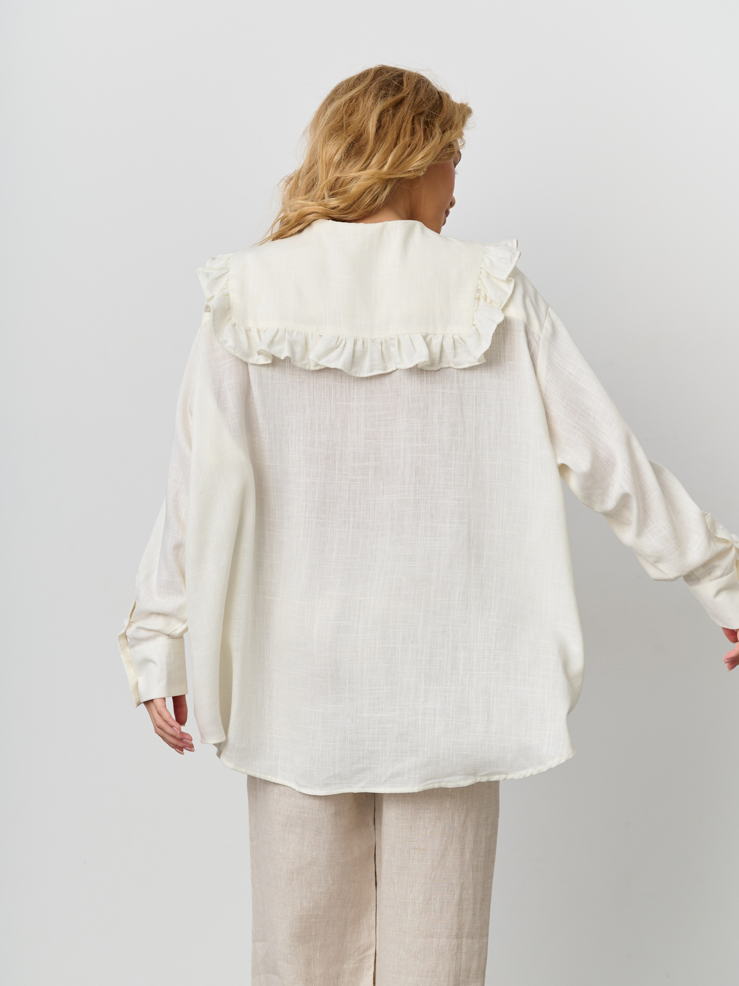 Съёмка для продакшна Buro. Fashion фотограф в Москве Ксения Чупрунова