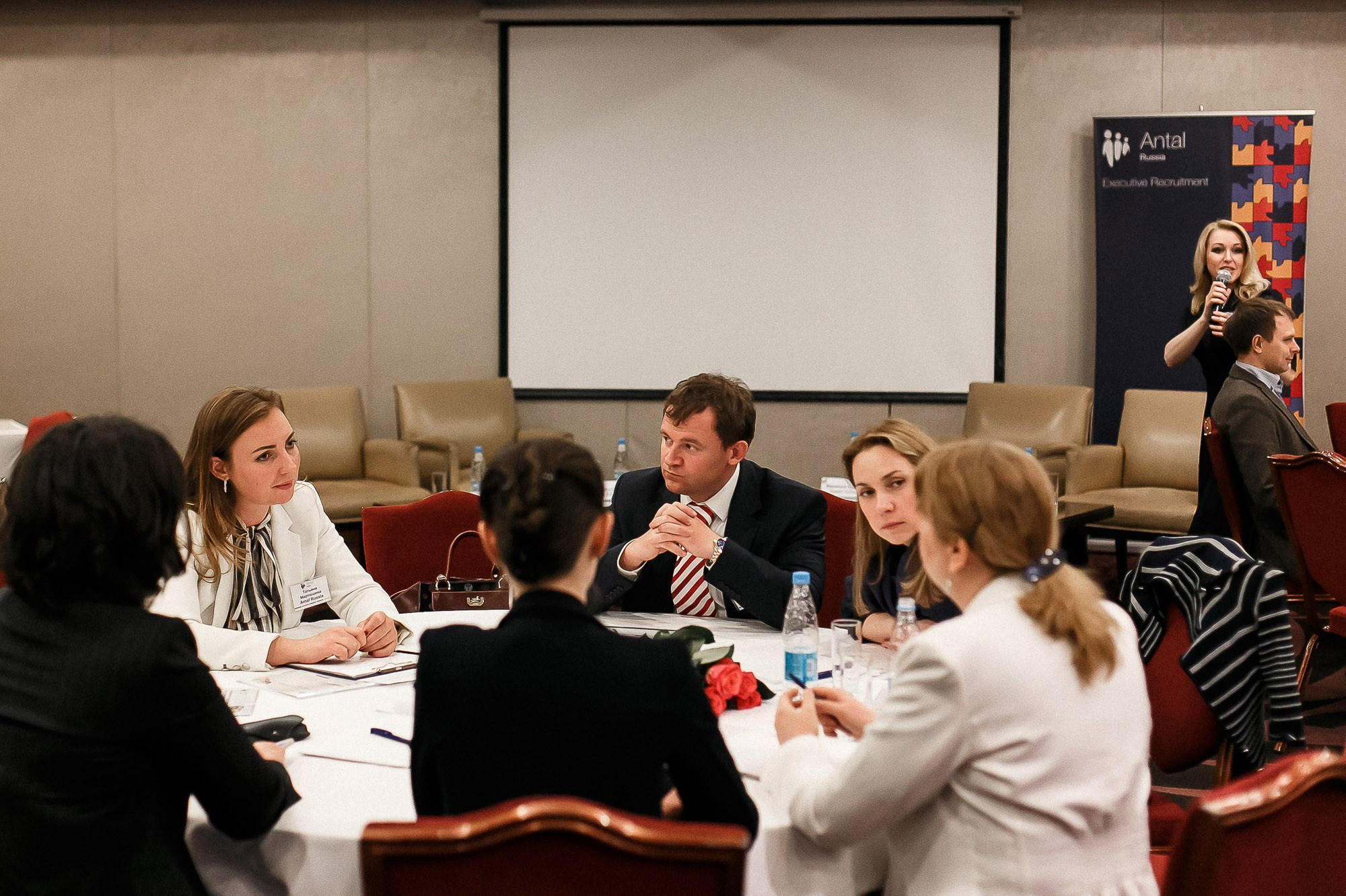 Конференция в «CORINTHIA». Рабочая сторона — бизнес портрет и репортаж в Санкт-Петербурге