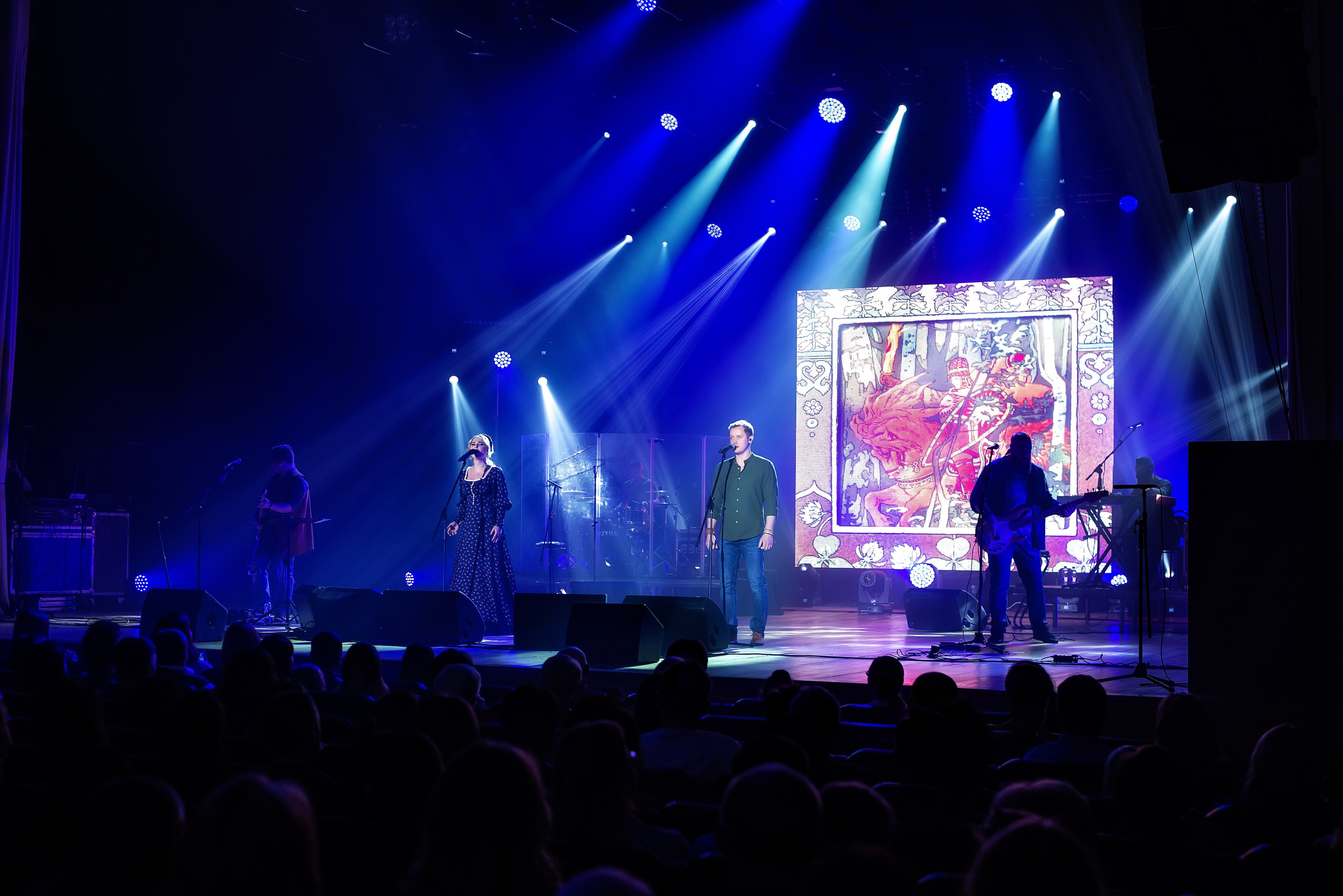 Концерт Пелагеи. Школьный, фэшн фотограф в Тюмени и в России Ирина Королева