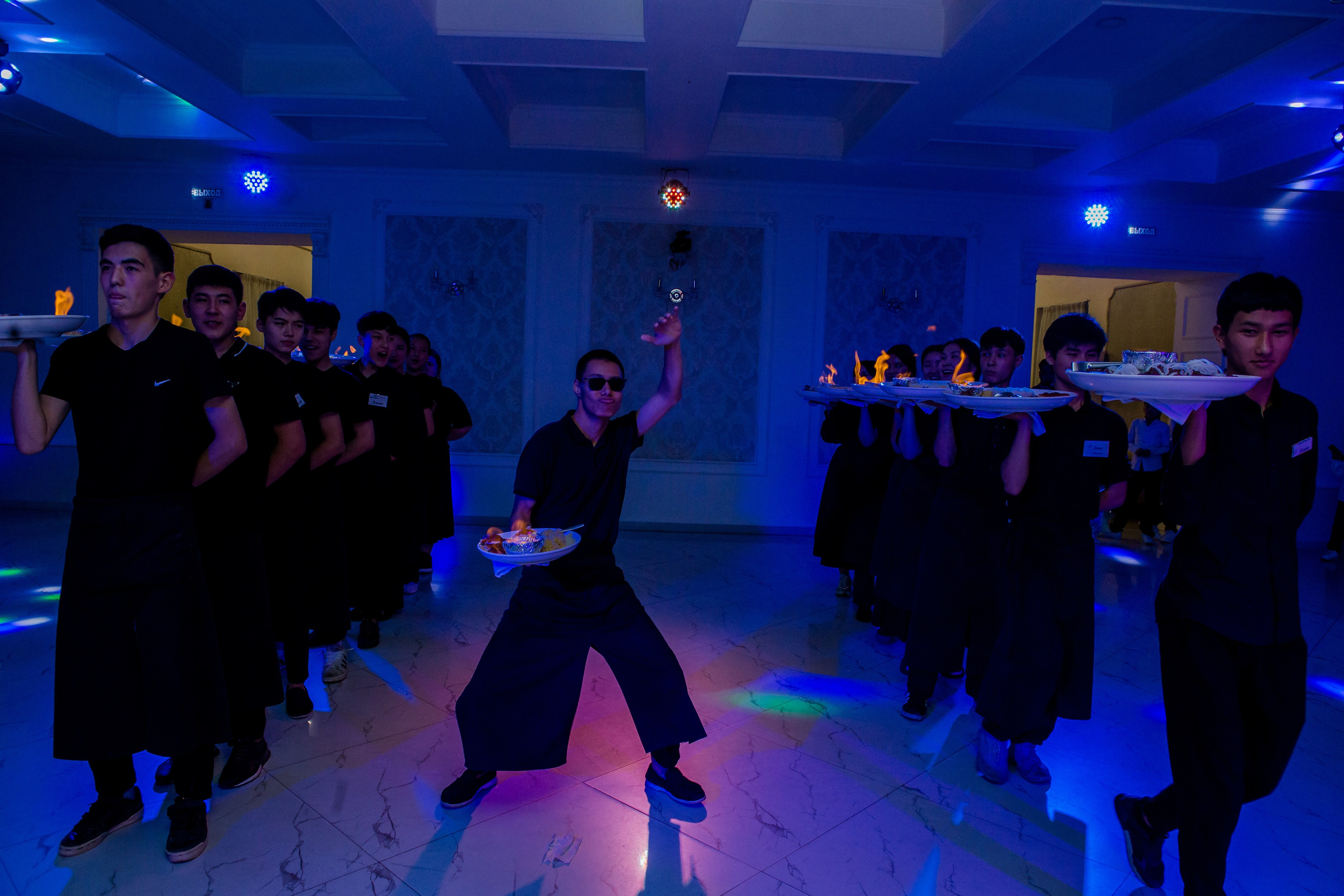 QYZ UZATU ZHADYRA. Свадебный и репортажный фотограф в Астане T.Yertay «Nomad media»