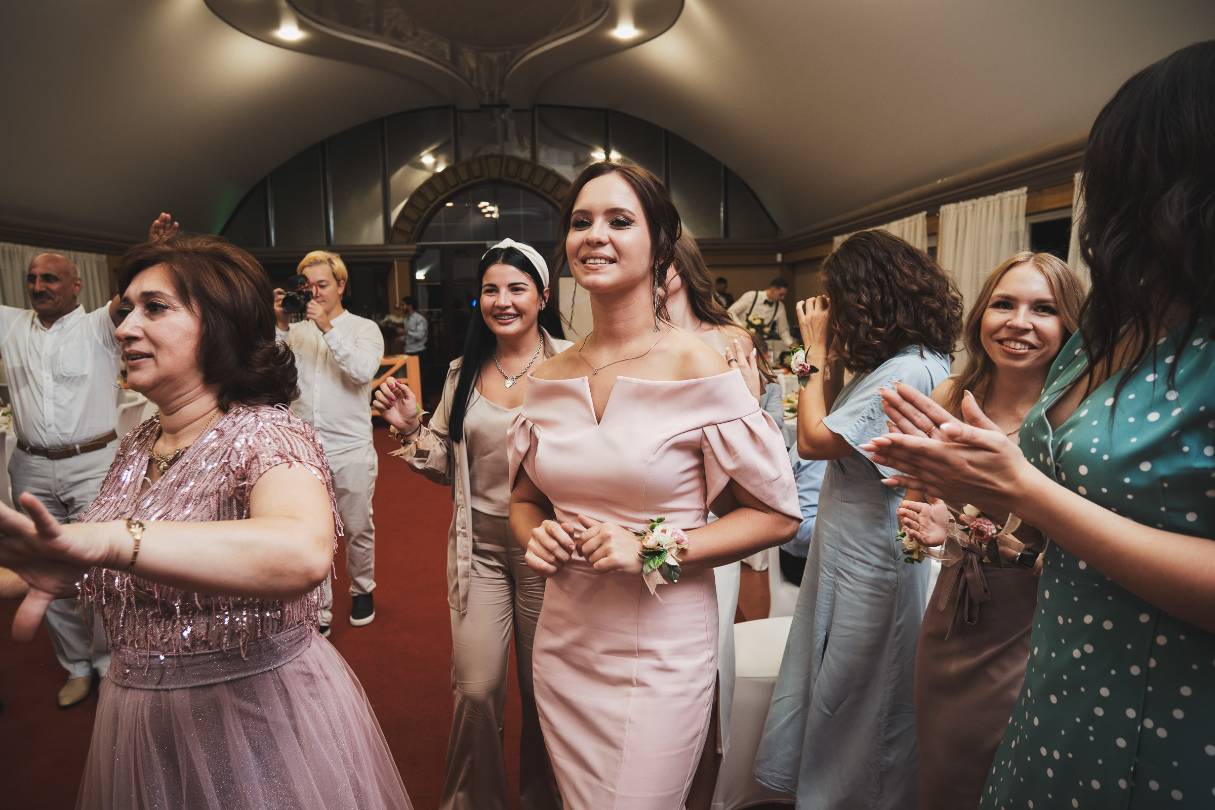 Алиса и Эльнур. Фотограф Вадим Благодарный