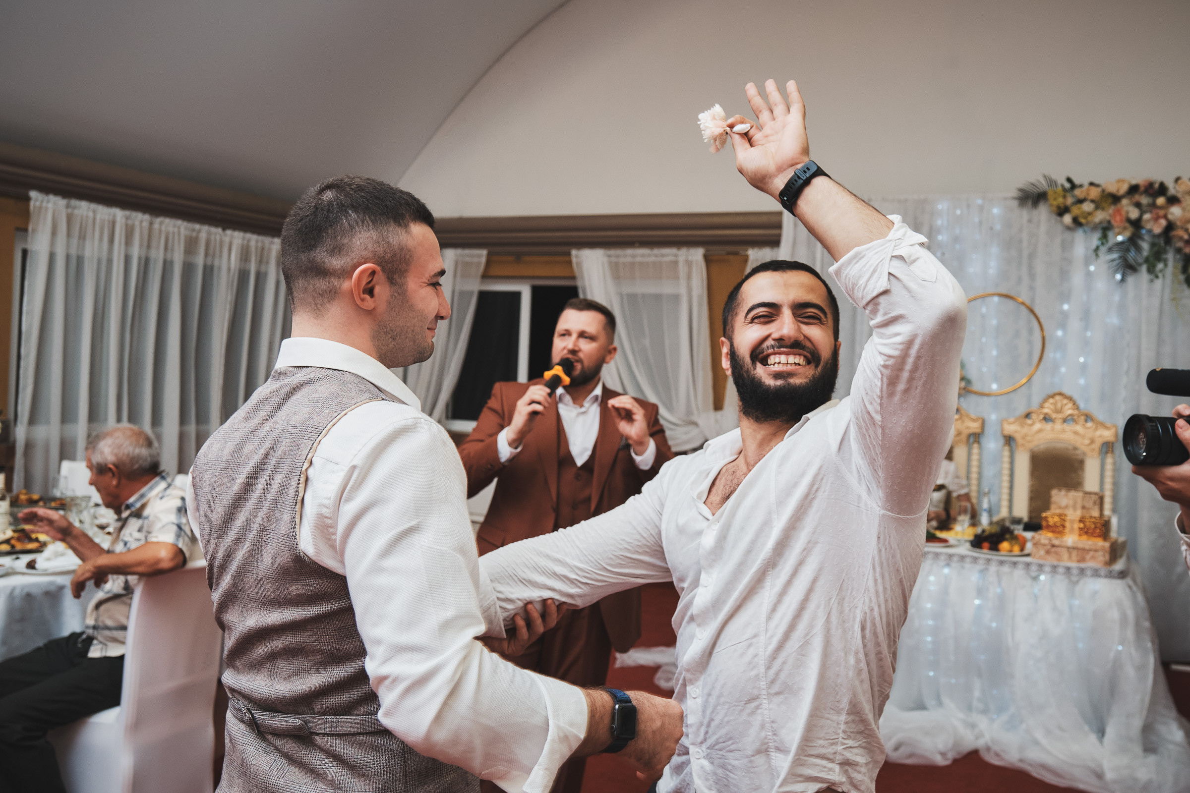 Алиса и Эльнур. Фотограф Вадим Благодарный