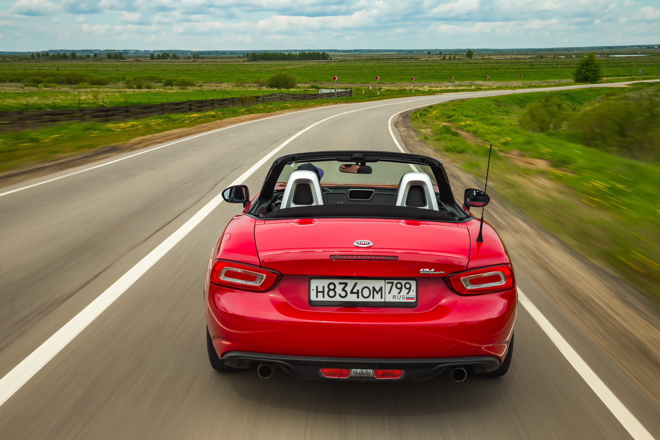 Fiat 124 & Mazda MX-5. Фотограф Дмитрий Питерский