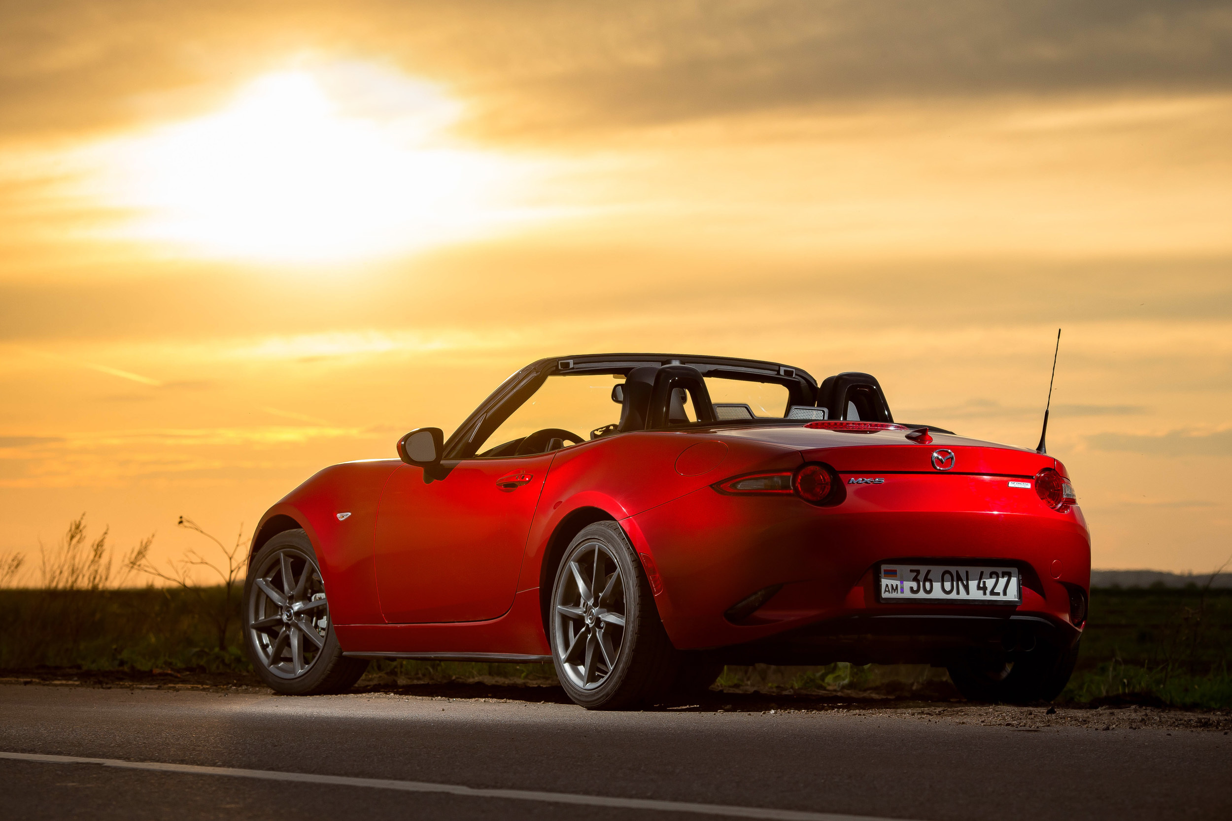 Fiat 124 & Mazda MX-5. Фотограф Дмитрий Питерский