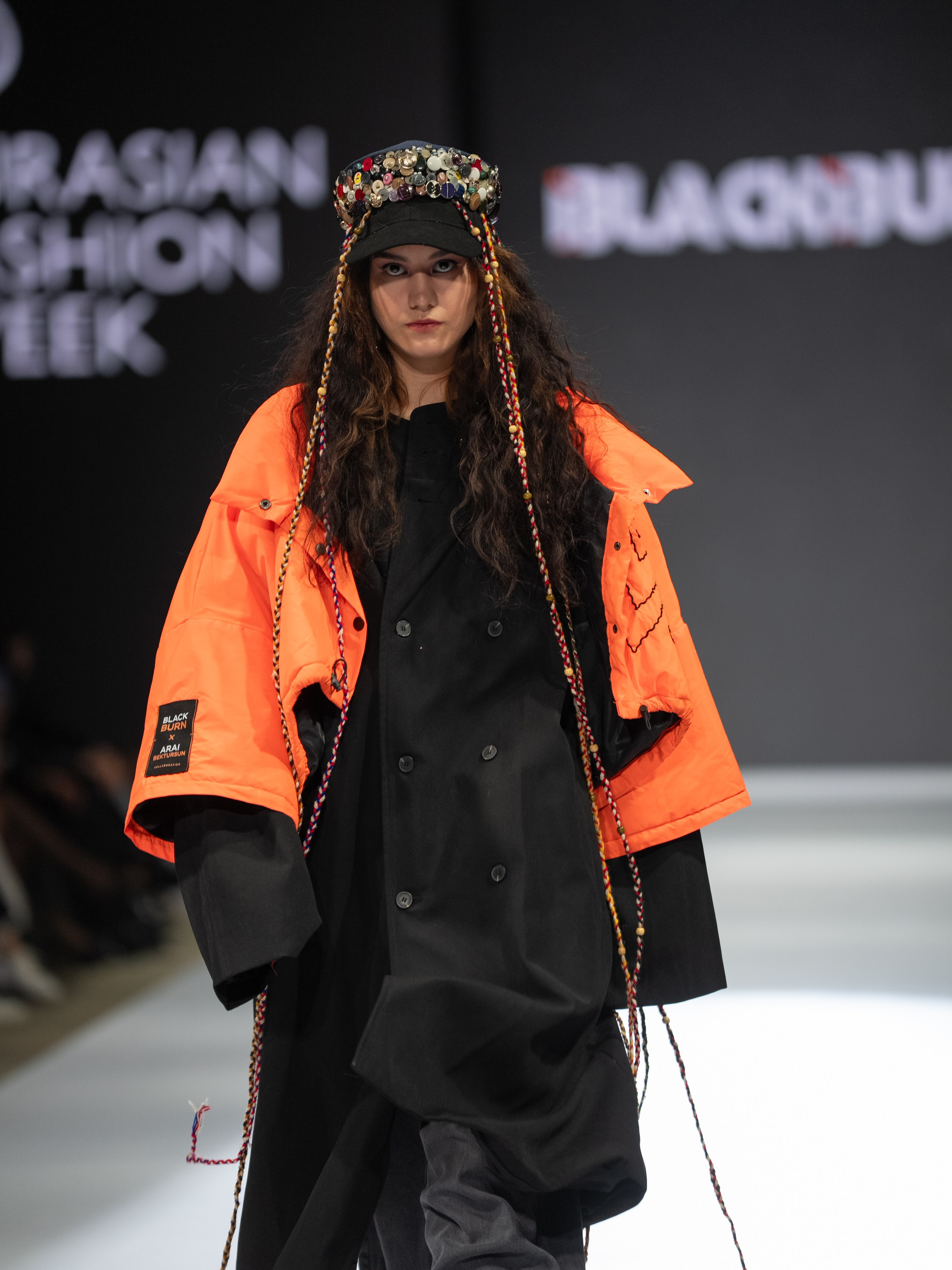 EURASIAN FASHION WEEK BlackBurn. Сайт Алматинского НЮ АРТ, будуар и фэшн фотографа Дениса Карпенко
