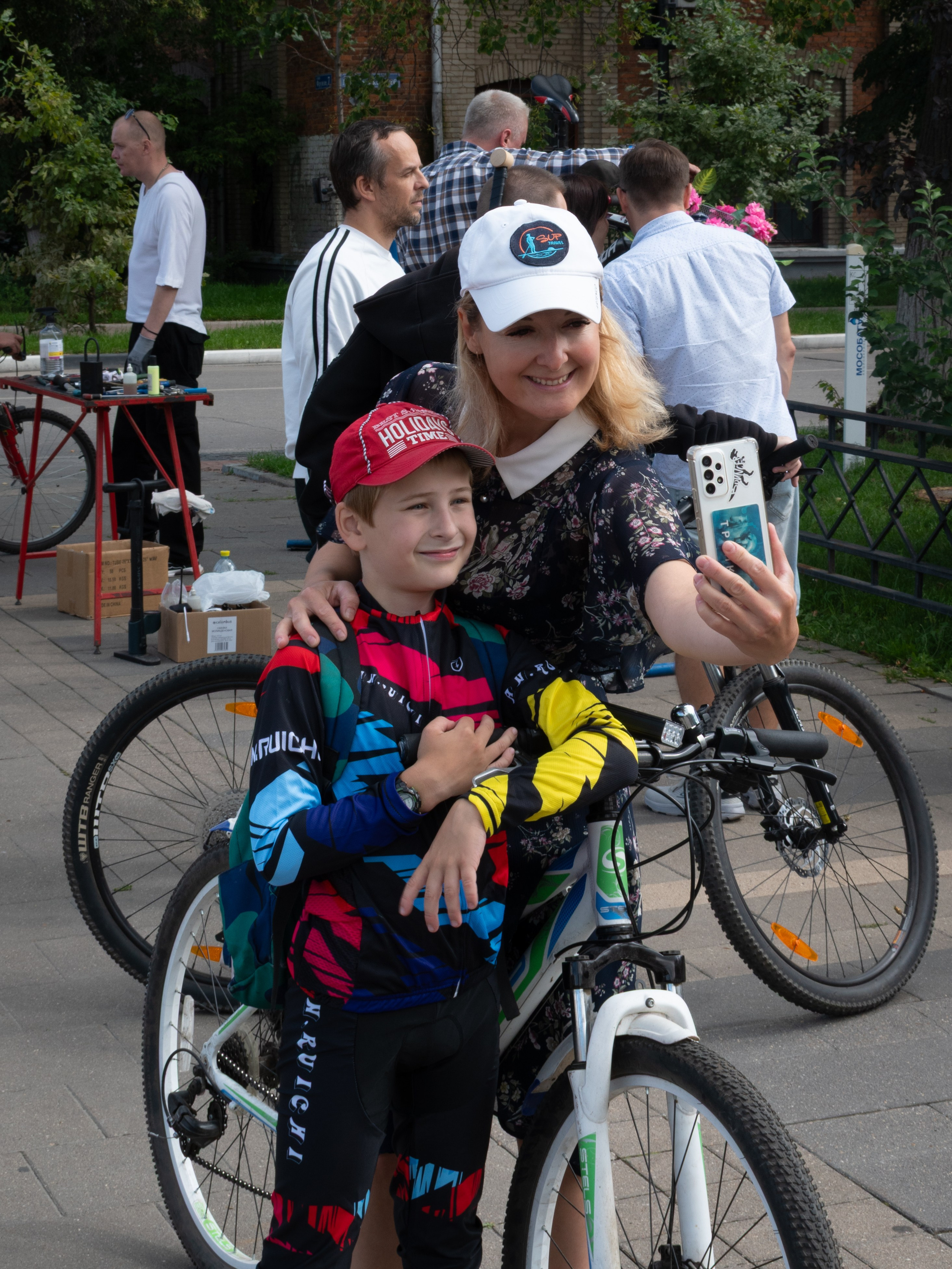 «Леди на велосипеде» — велопробег по г. Жуковскому 2025. Репортажный фотограф Сыбер Мартти