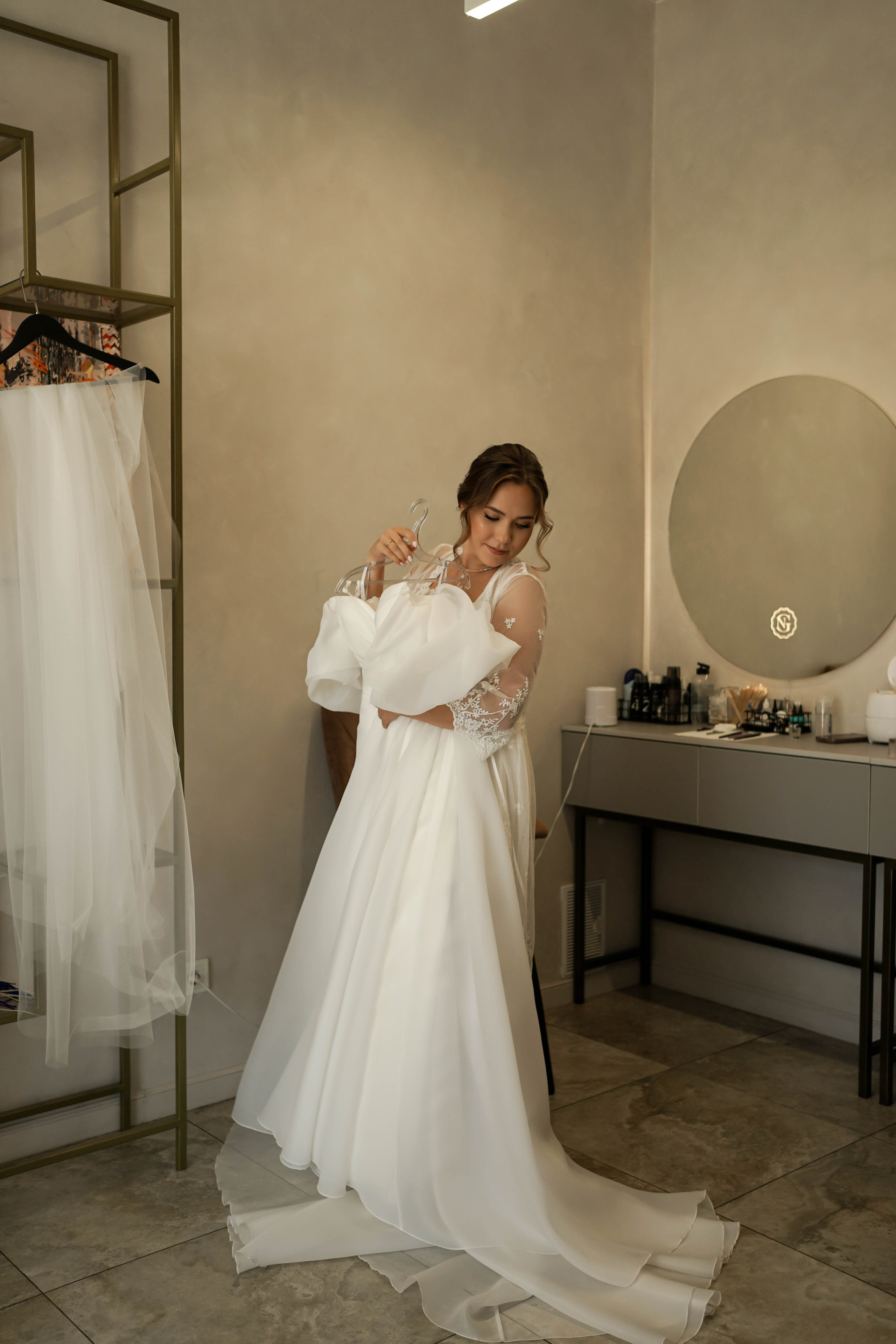 Лиза и Сережа: регистрация, прогулка и банкет. Фотограф в Иркутске