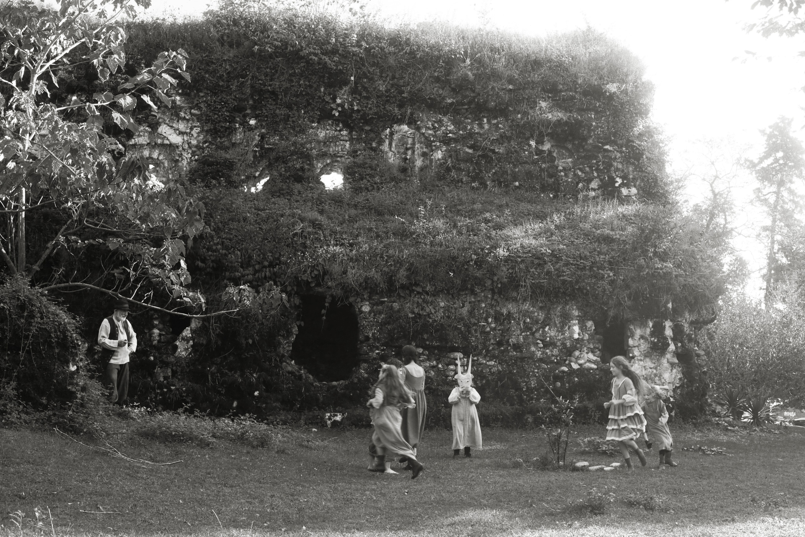 Кинематографическая съемка. Старик и дети. Ekaterina Beridze