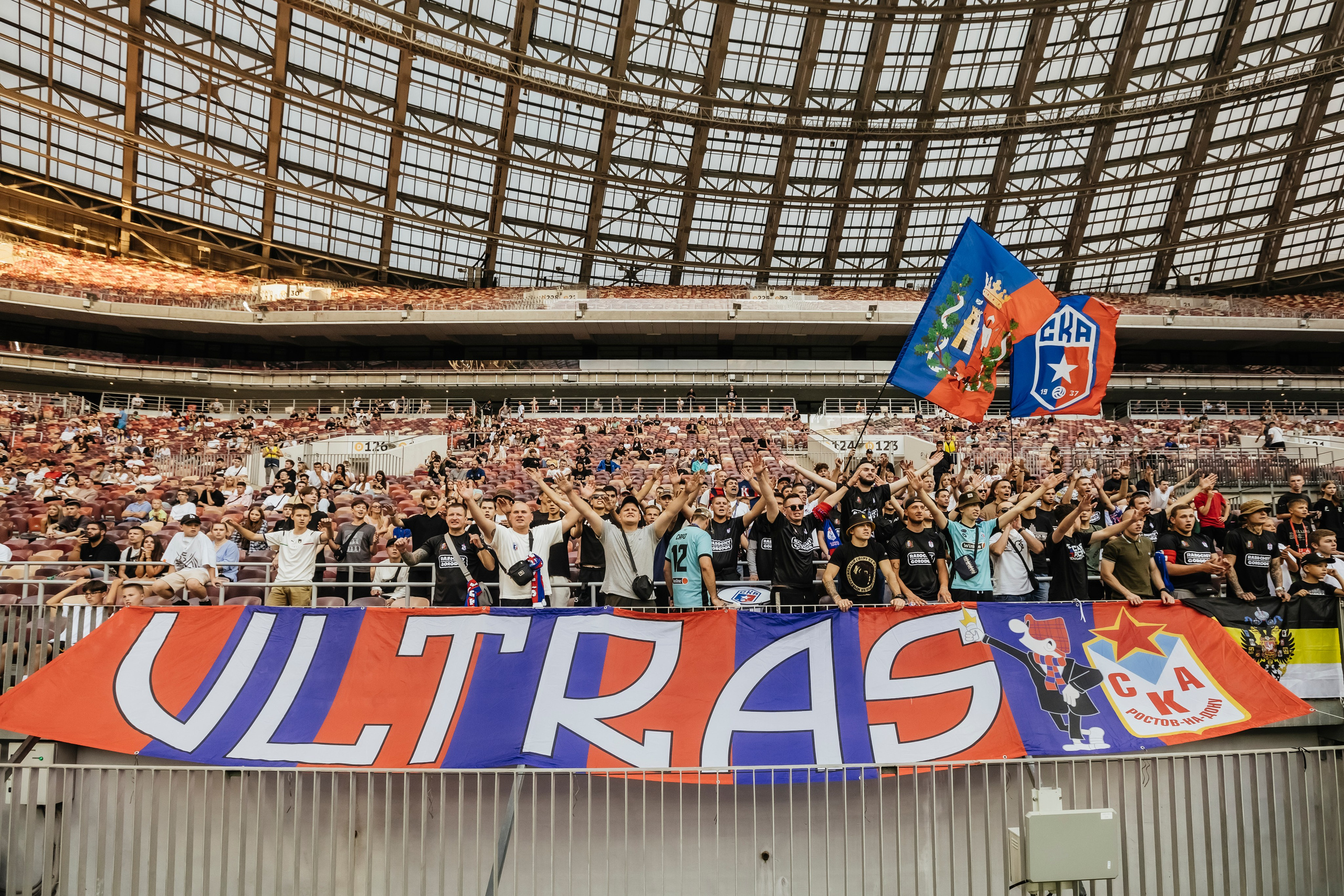 СКА Ростов-на-Дону -LIT Energy в Лужниках MFL. Репортажный, event, концертный и backstage фотограф из Москвы Виталий Кривцов