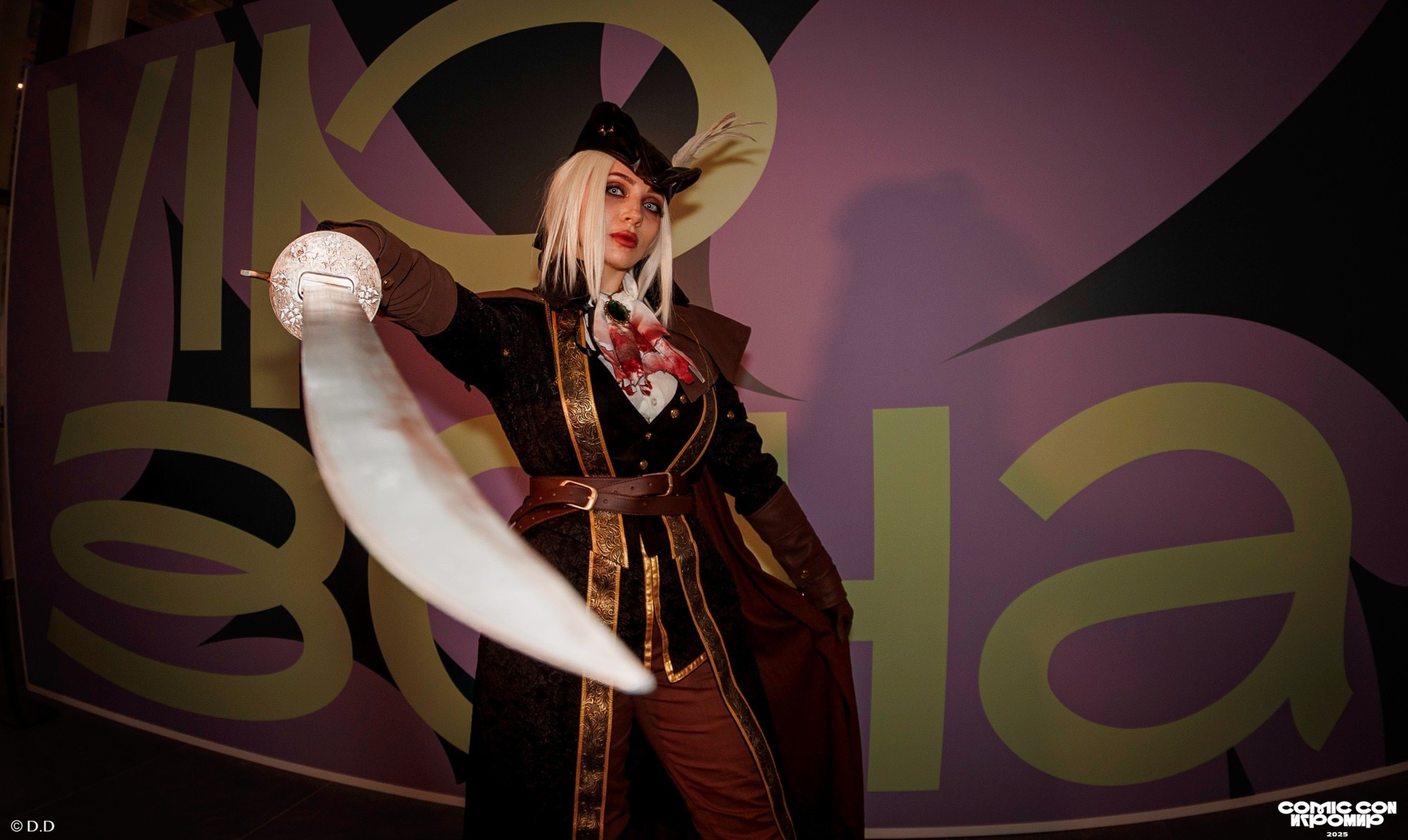 Comic Con Игромир 2025. Различные мероприятия и просто фотографии людей