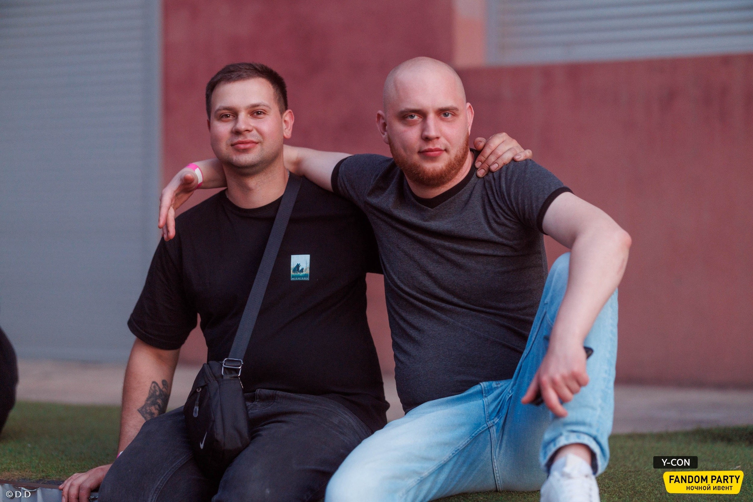 Fandom Party 18+ в Live Star Club 2025. Различные мероприятия и просто фотографии людей