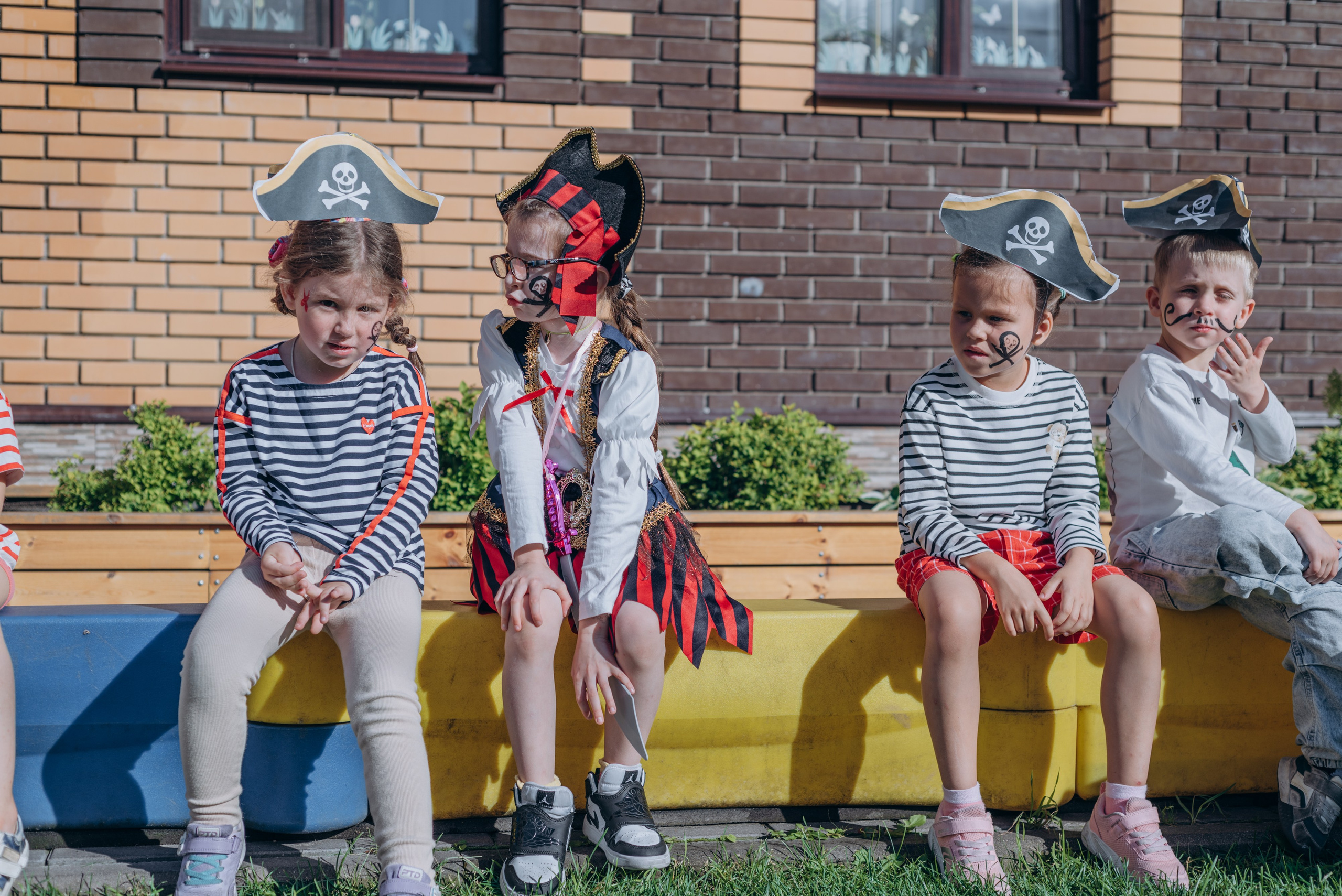 Пиратская вечеринка. MILATE — выпускные альбомы, фотосессии и видео в Москве