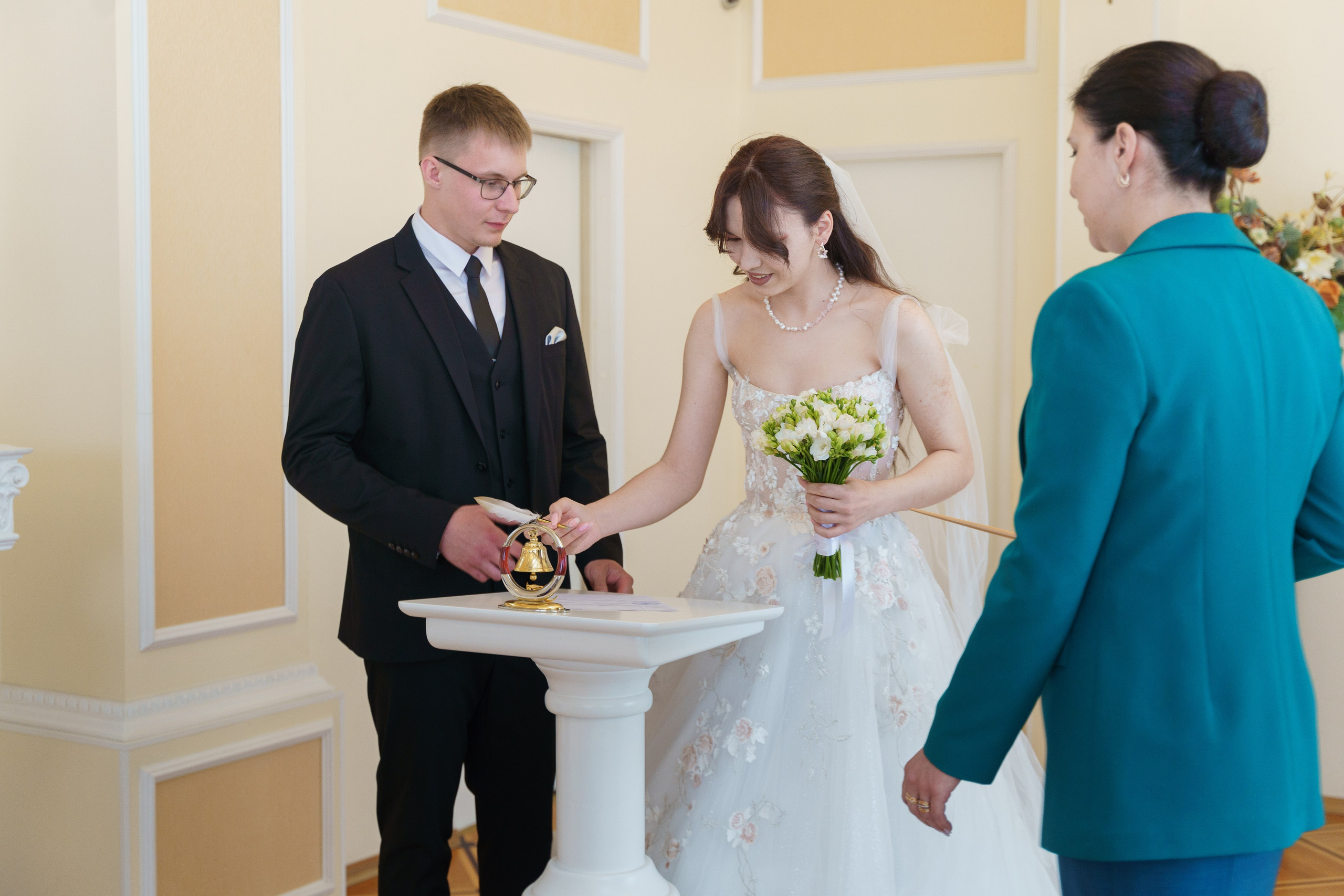 Регистрация в Тосно. Professional photoartist in St. Petersburg (wedding, reportage, portrait, model book, love story) Alexander Shvedov