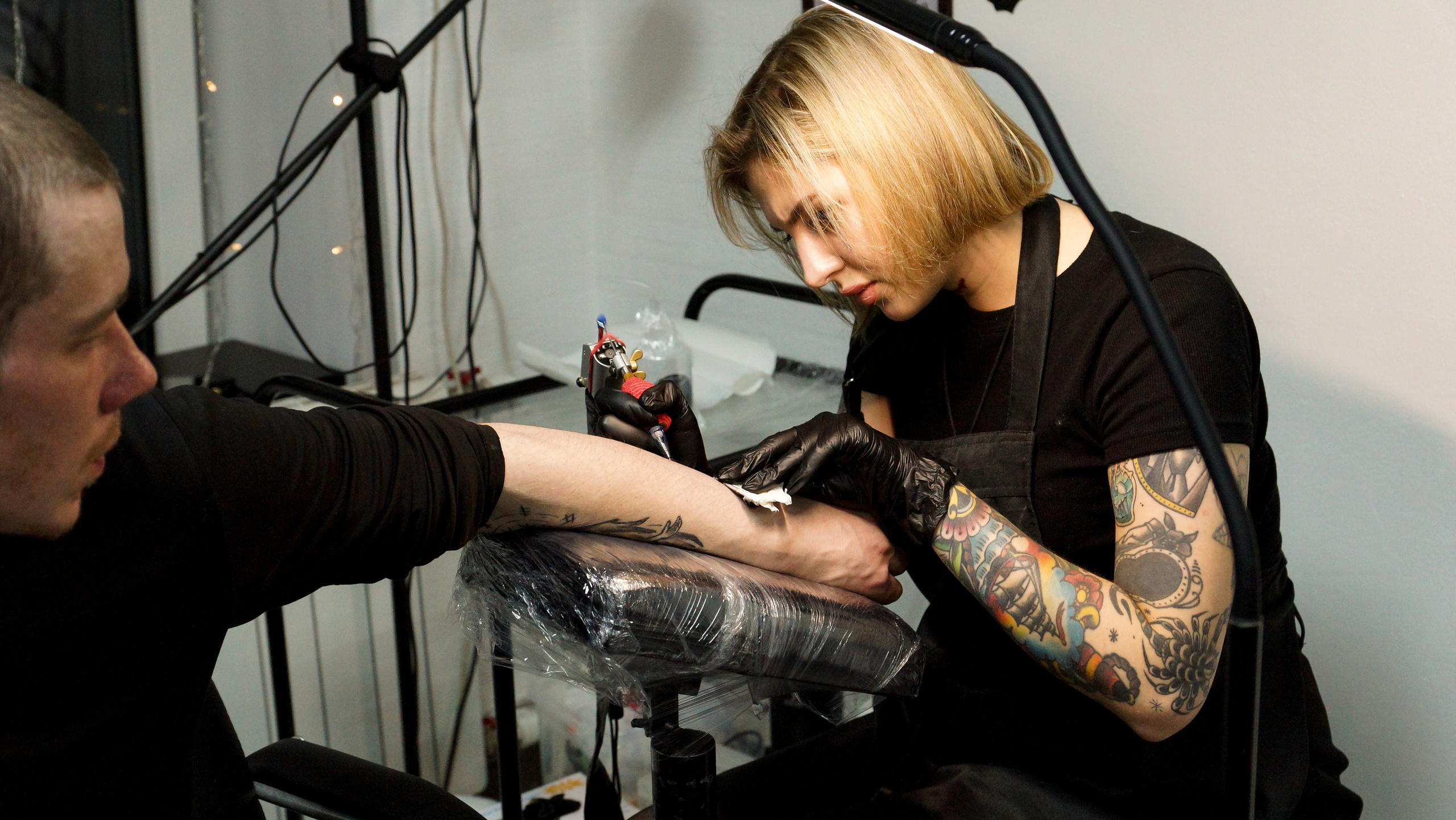 Хеллуин в тату студии. Женский фотограф Омск, Екатерина Петрова