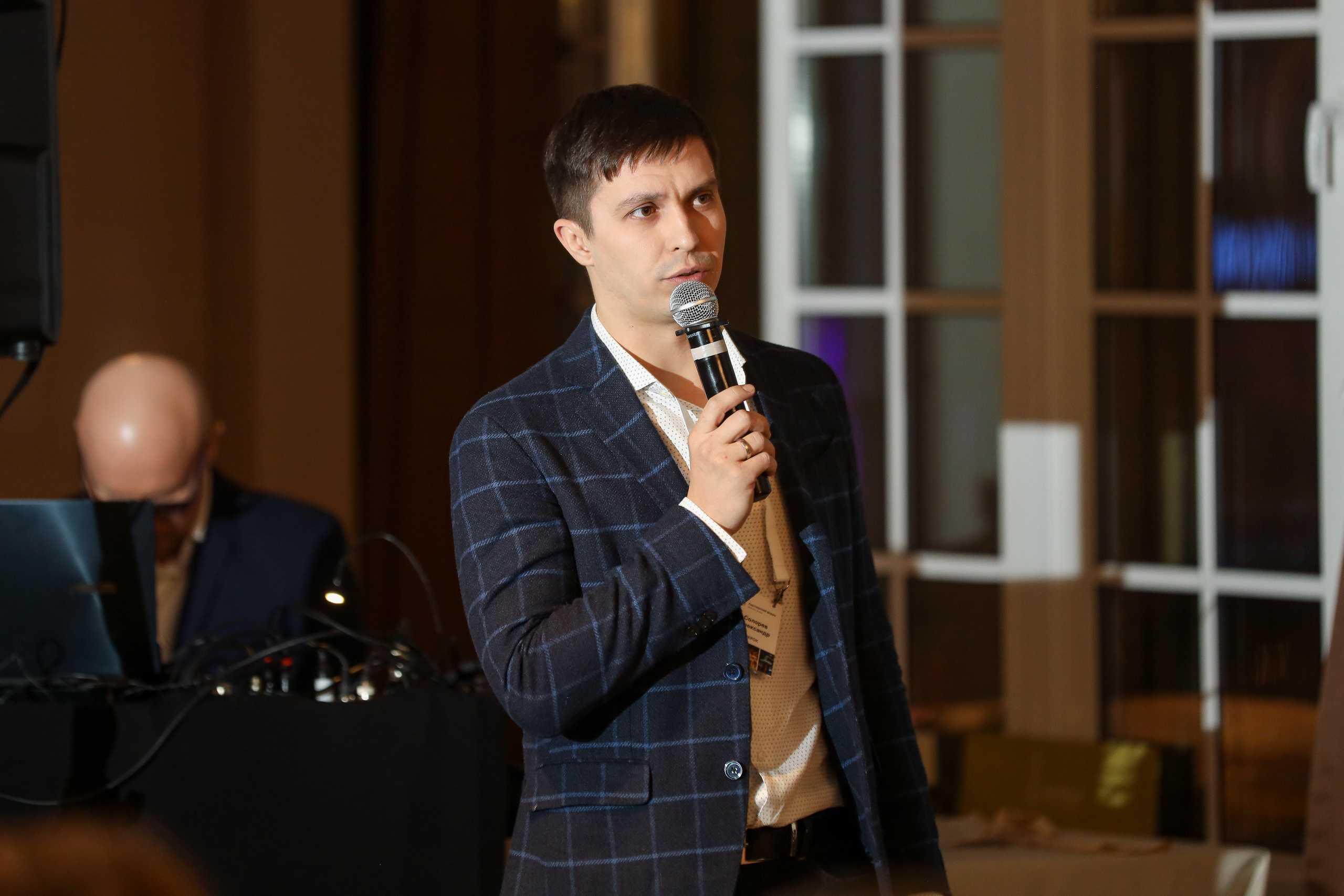 DIS. Фотограф Антон Чупринин