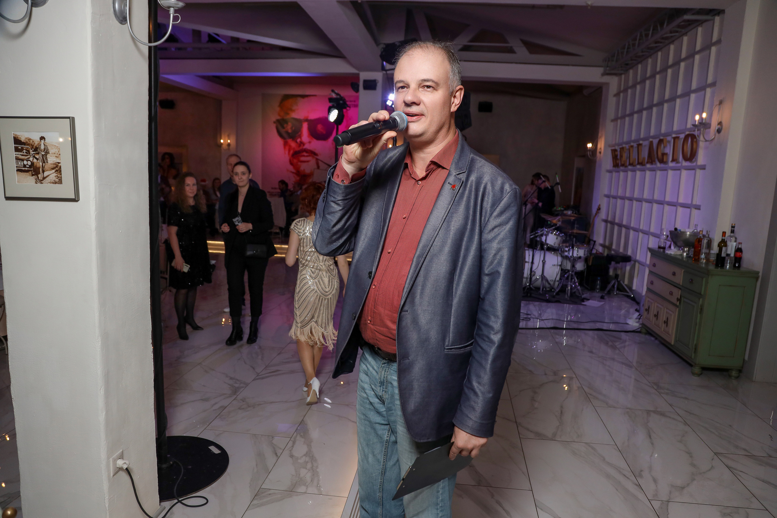 DIS Group 2023. Фотограф Антон Чупринин