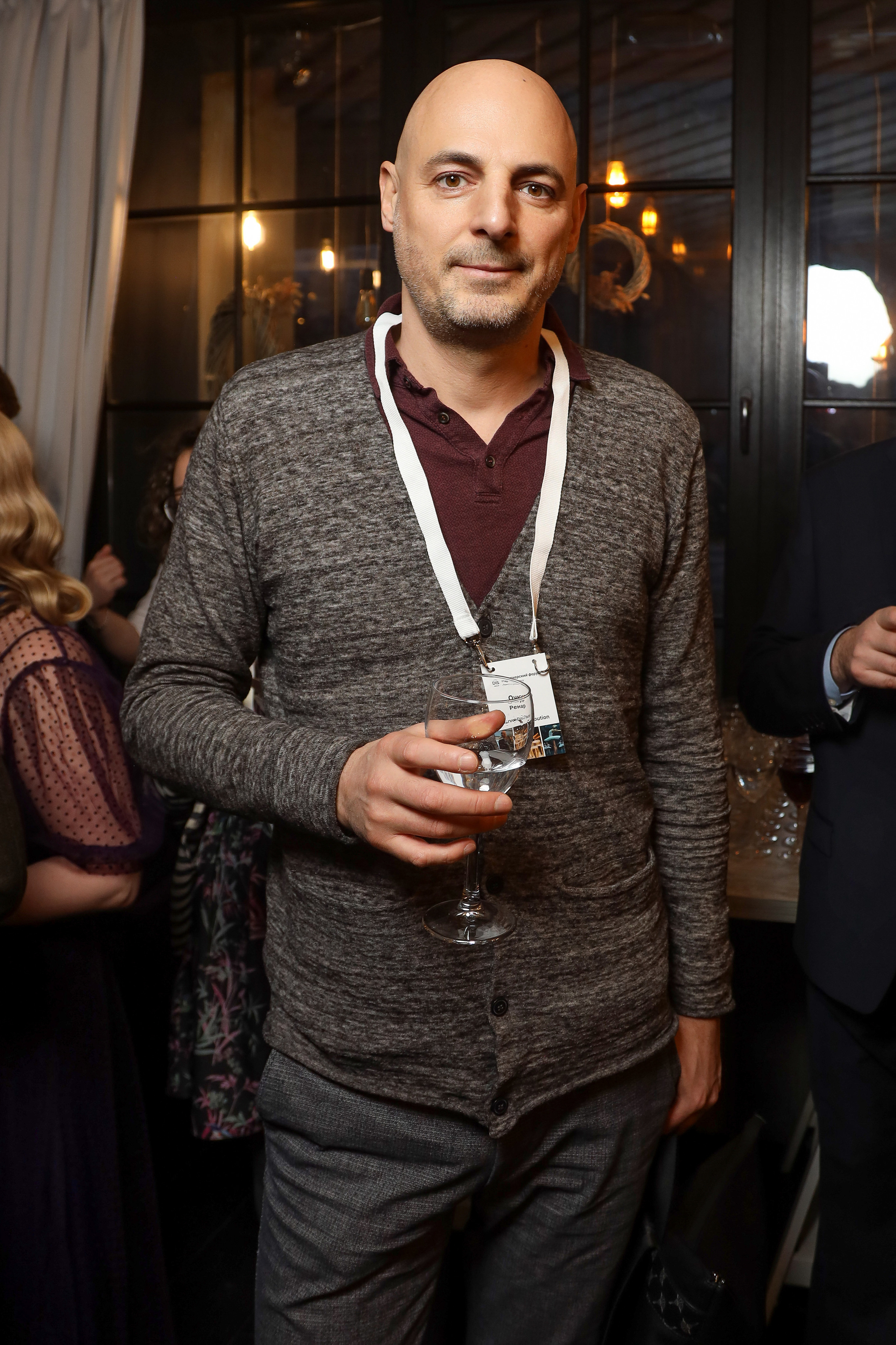 DIS. Фотограф Антон Чупринин