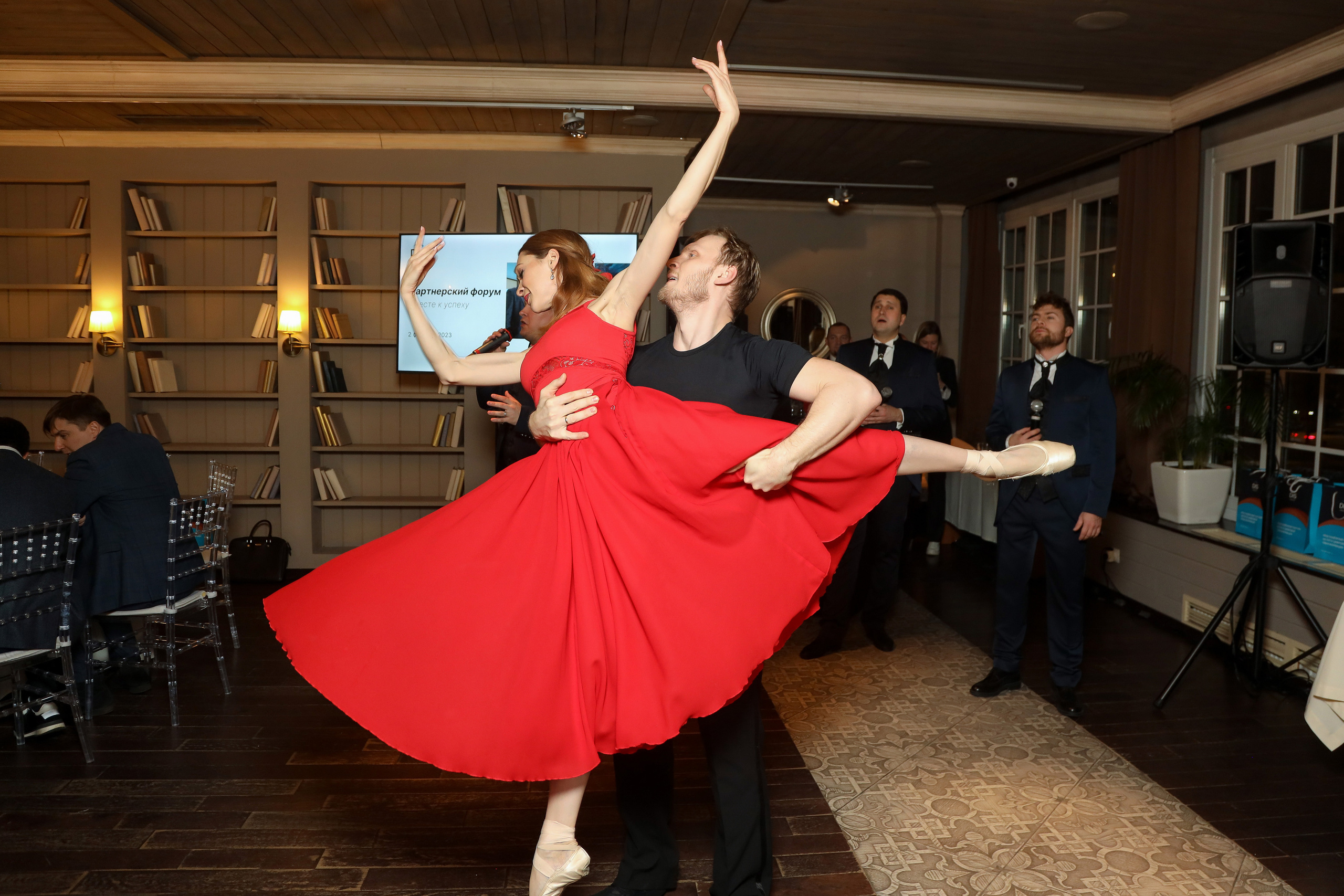 DIS. Фотограф Антон Чупринин