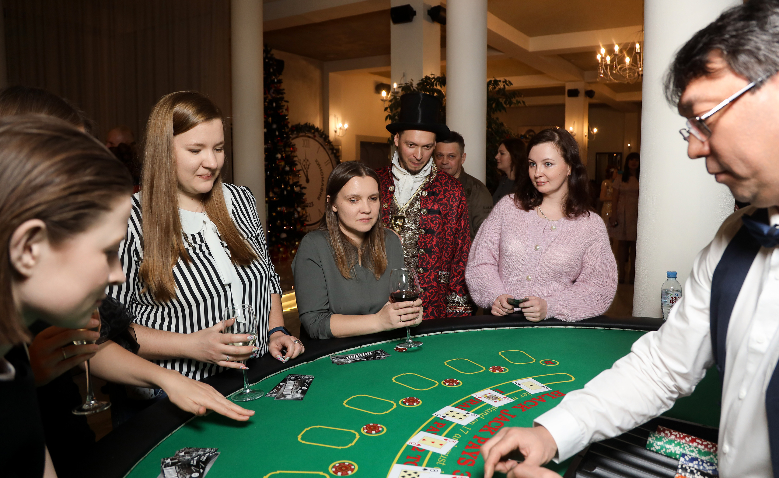 DIS Group 2023. Фотограф Антон Чупринин