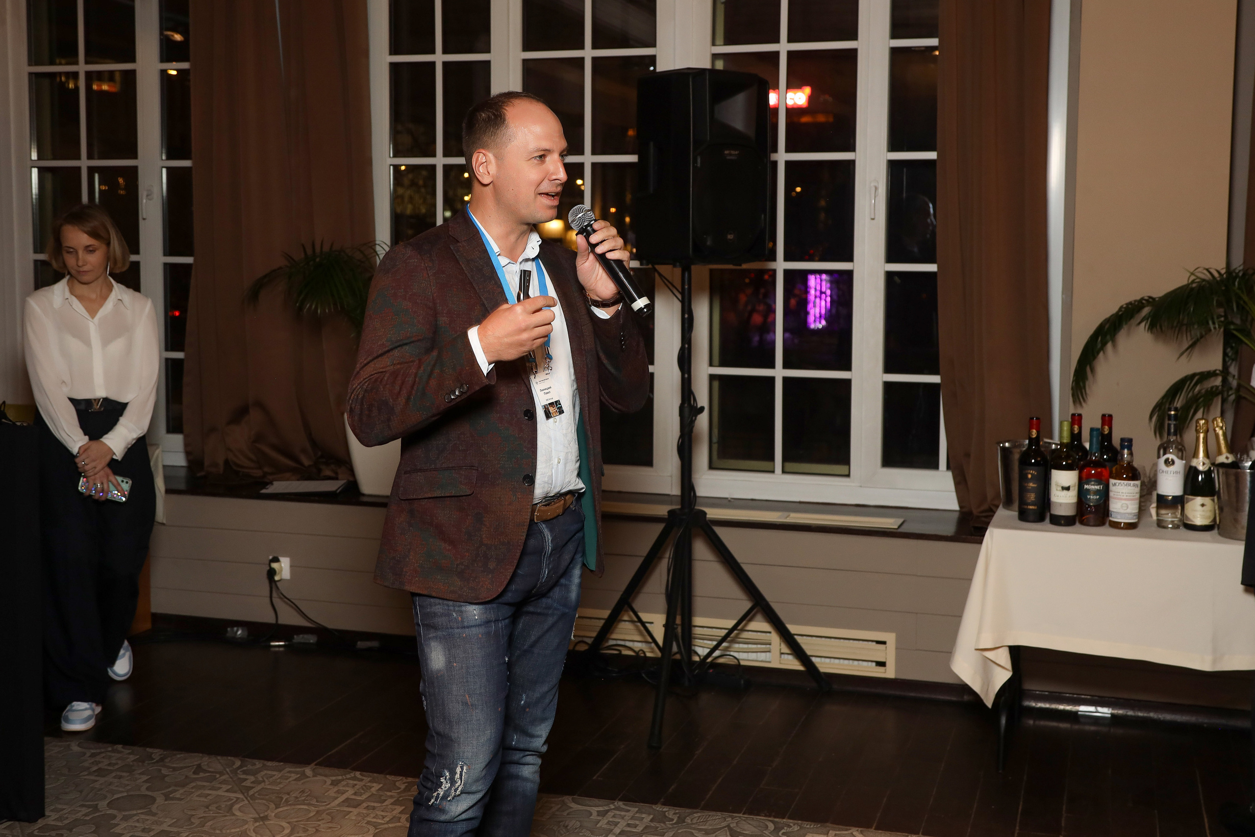 DIS. Фотограф Антон Чупринин