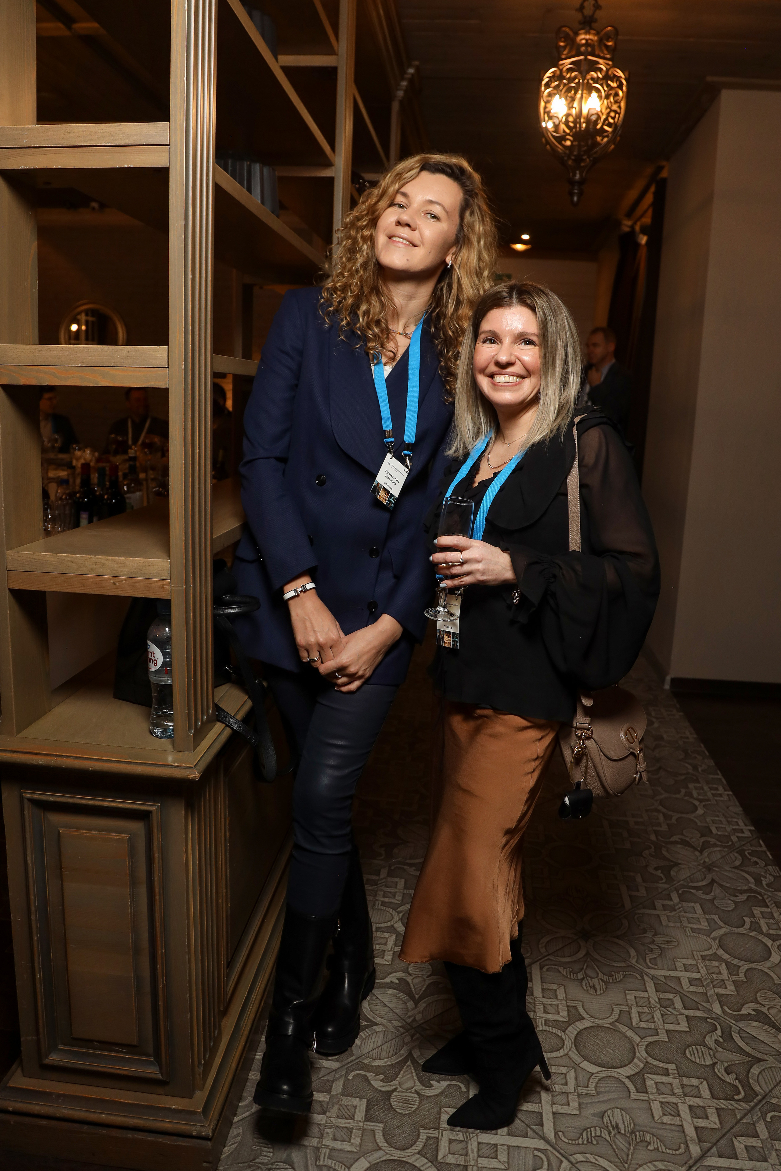 DIS. Фотограф Антон Чупринин