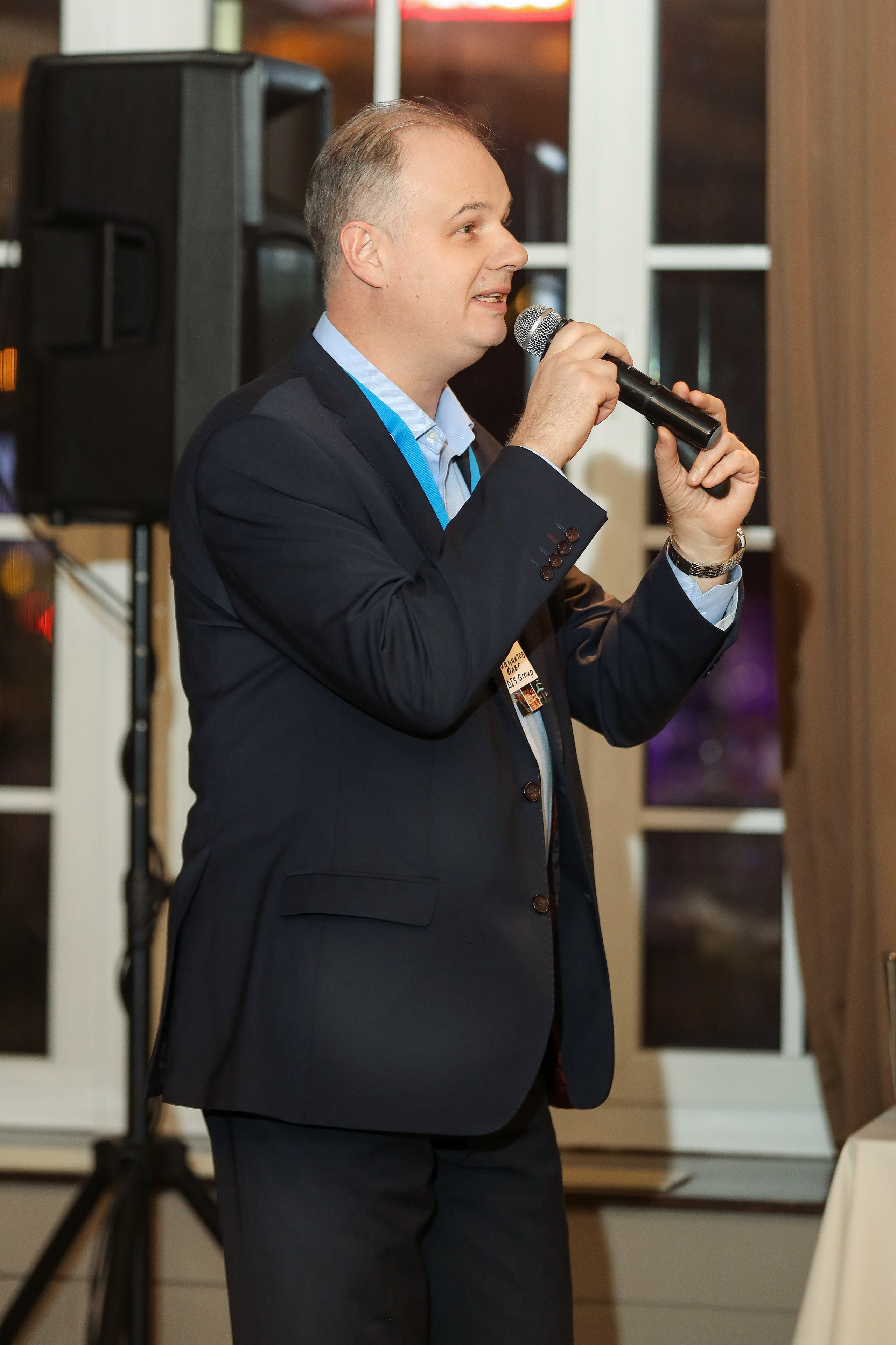 DIS. Фотограф Антон Чупринин