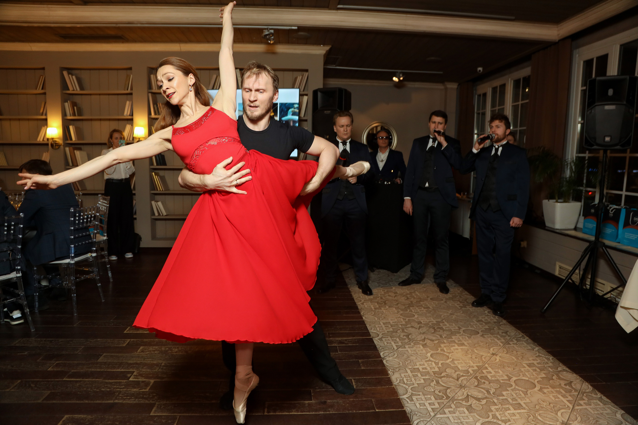 DIS. Фотограф Антон Чупринин