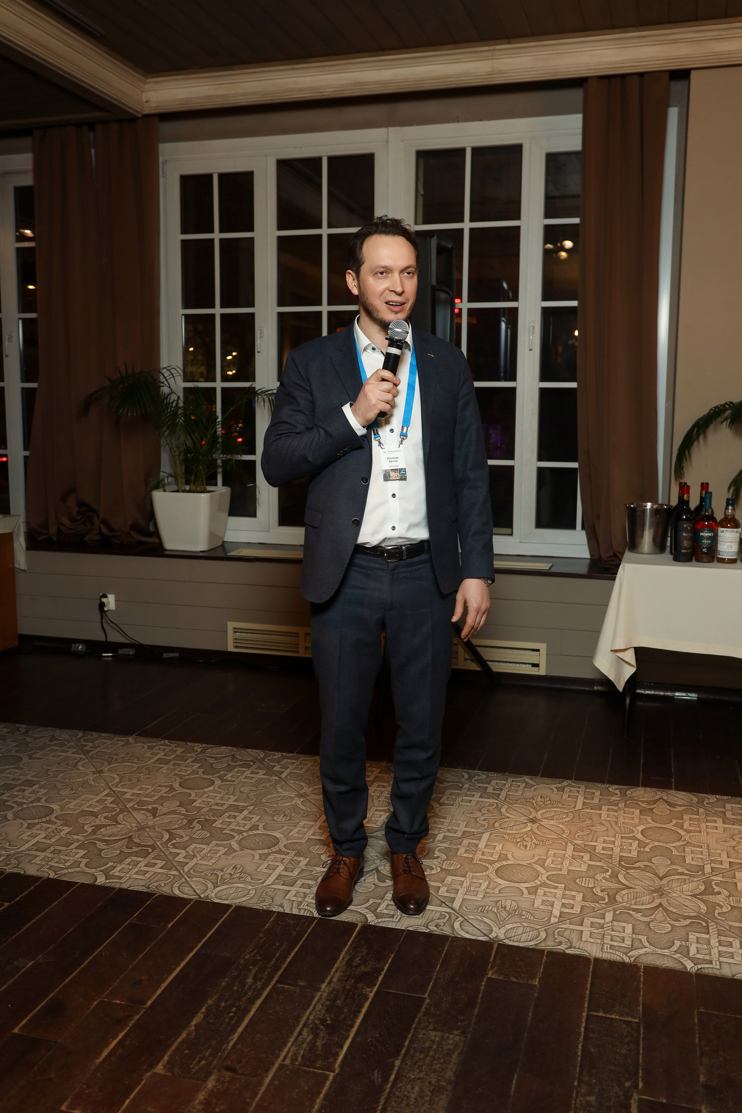 DIS. Фотограф Антон Чупринин