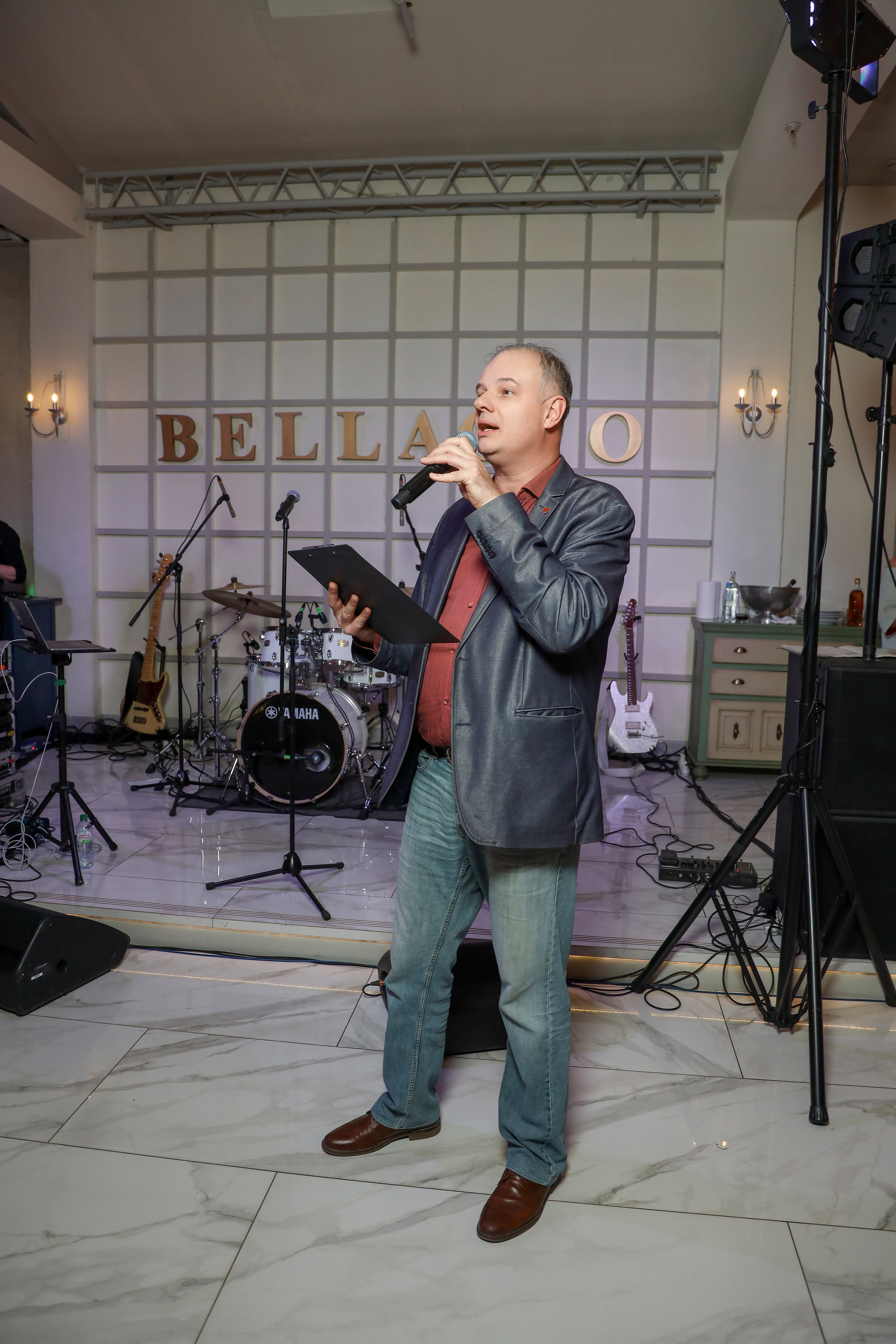 DIS Group 2023. Фотограф Антон Чупринин