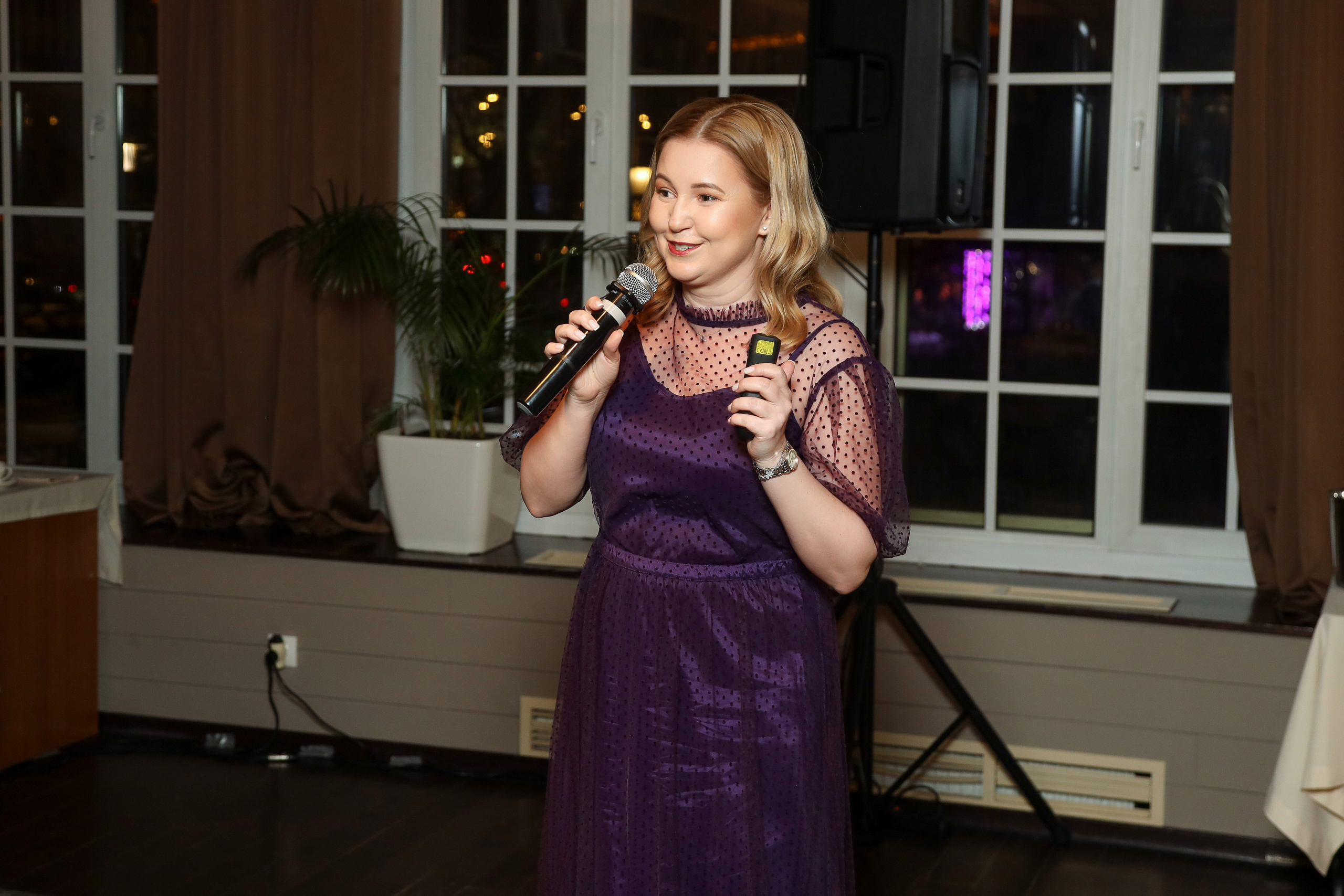 DIS. Фотограф Антон Чупринин