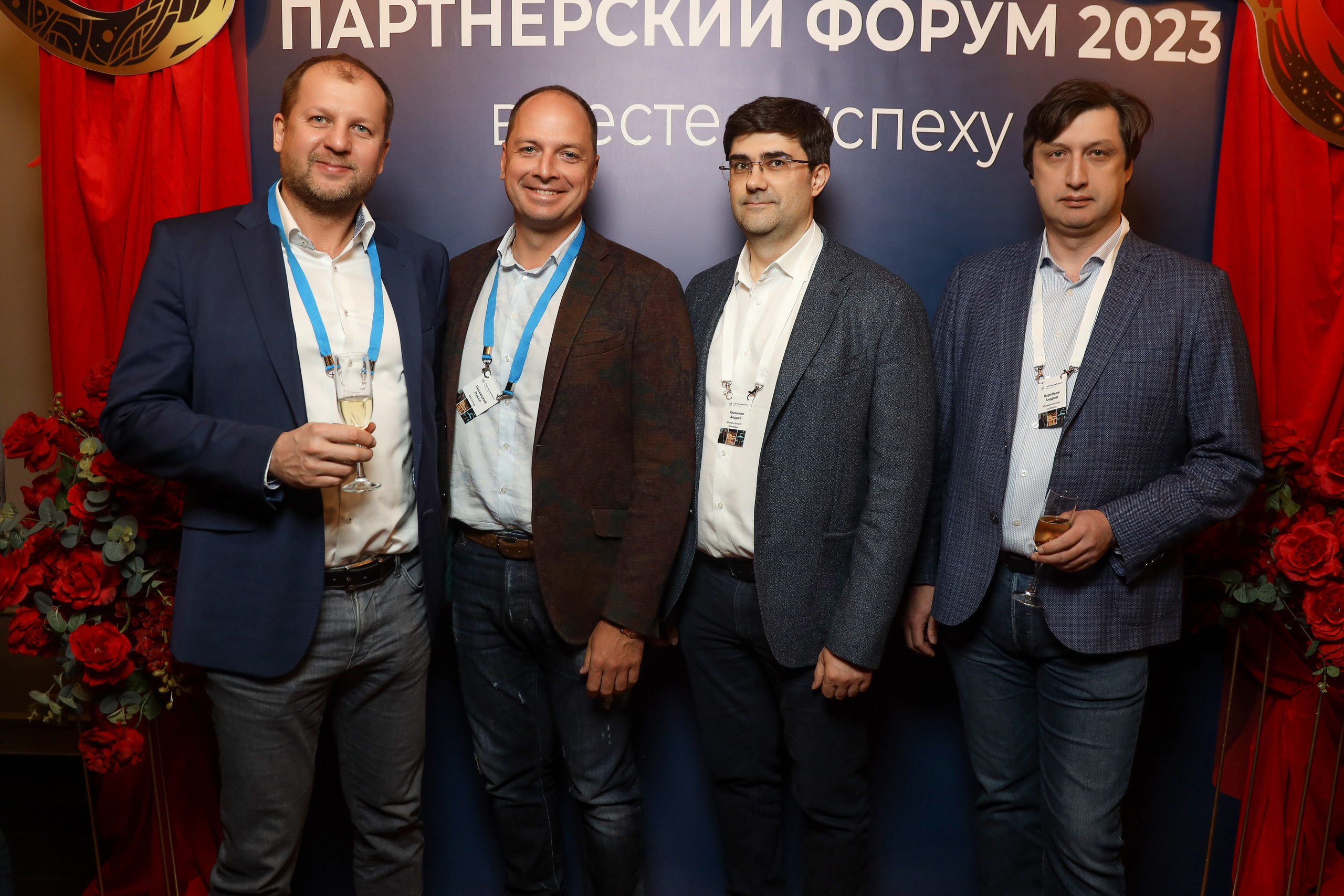 DIS. Фотограф Антон Чупринин