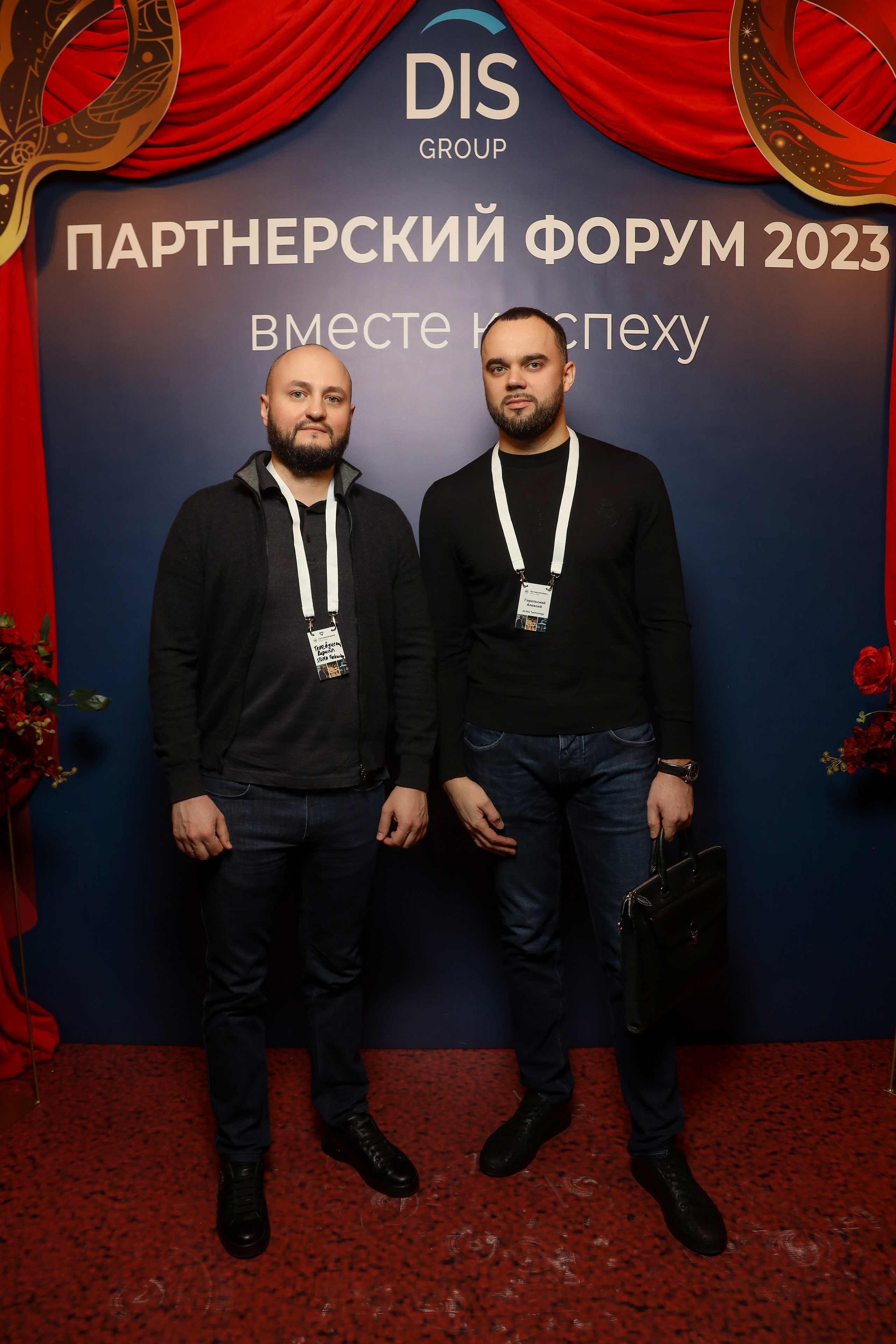 DIS. Фотограф Антон Чупринин