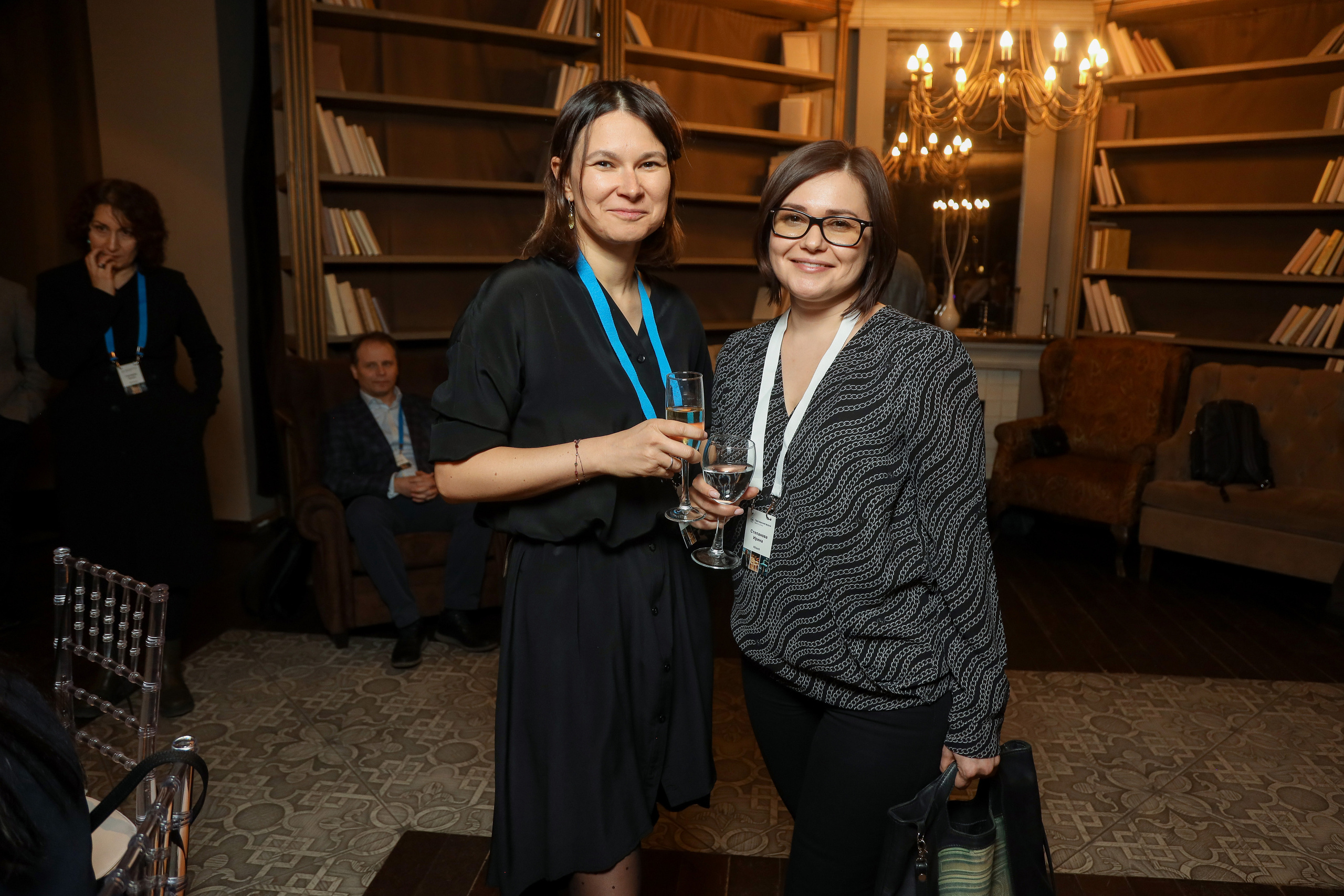 DIS. Фотограф Антон Чупринин