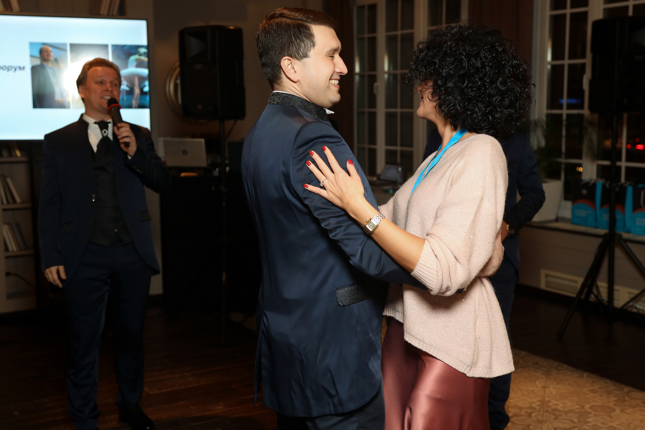 DIS. Фотограф Антон Чупринин