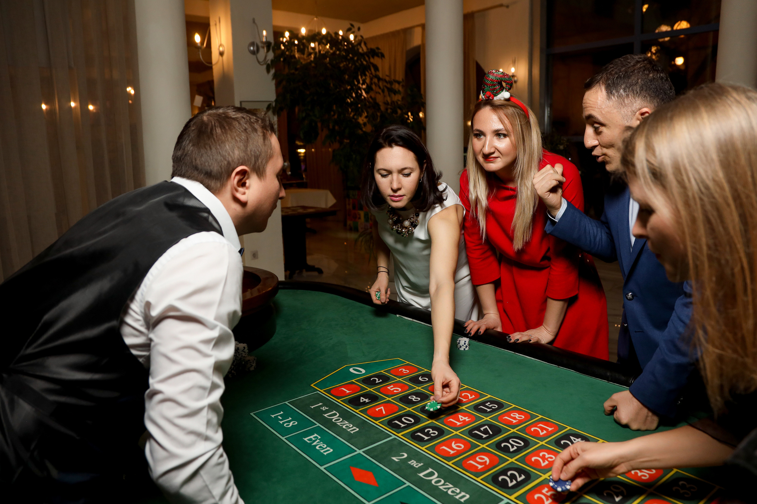 DIS Group 2023. Фотограф Антон Чупринин