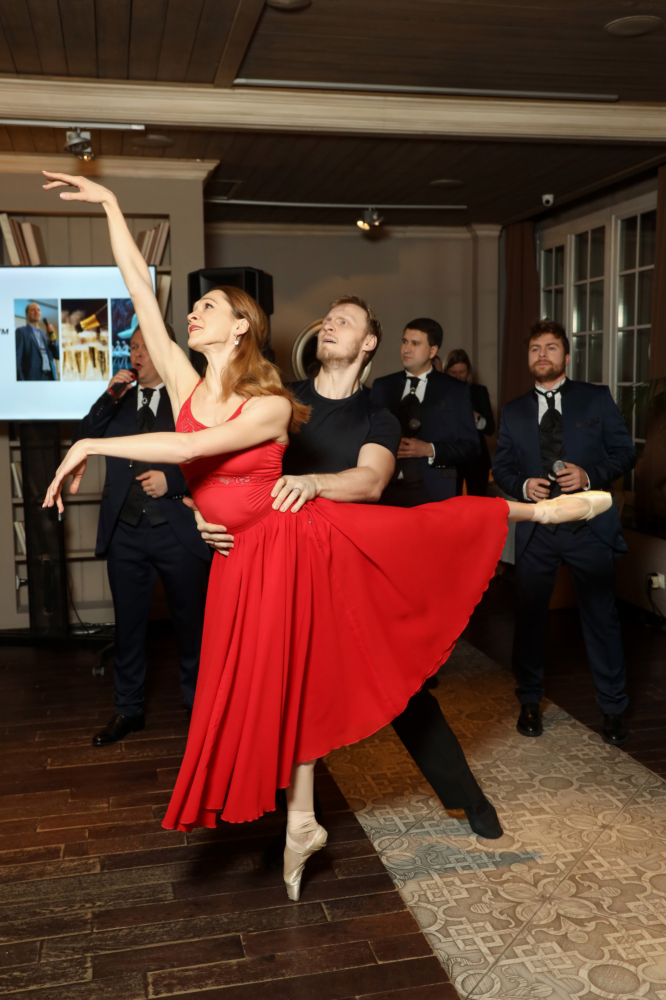 DIS. Фотограф Антон Чупринин