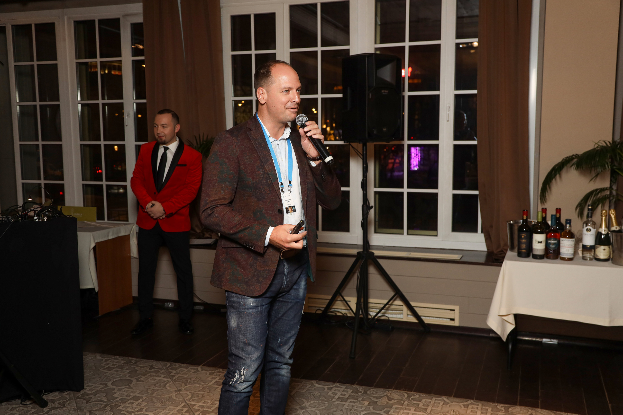 DIS. Фотограф Антон Чупринин