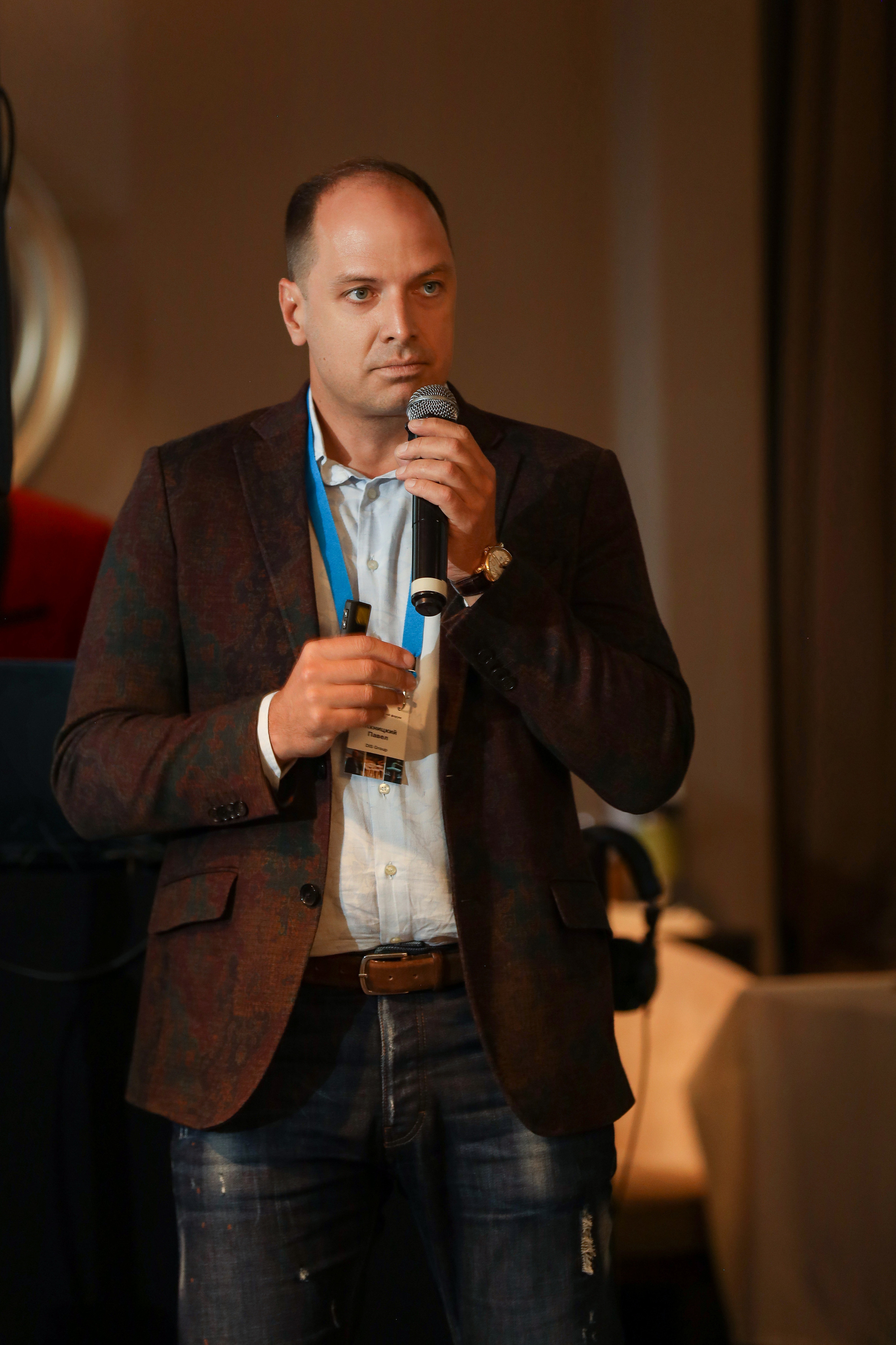 DIS. Фотограф Антон Чупринин