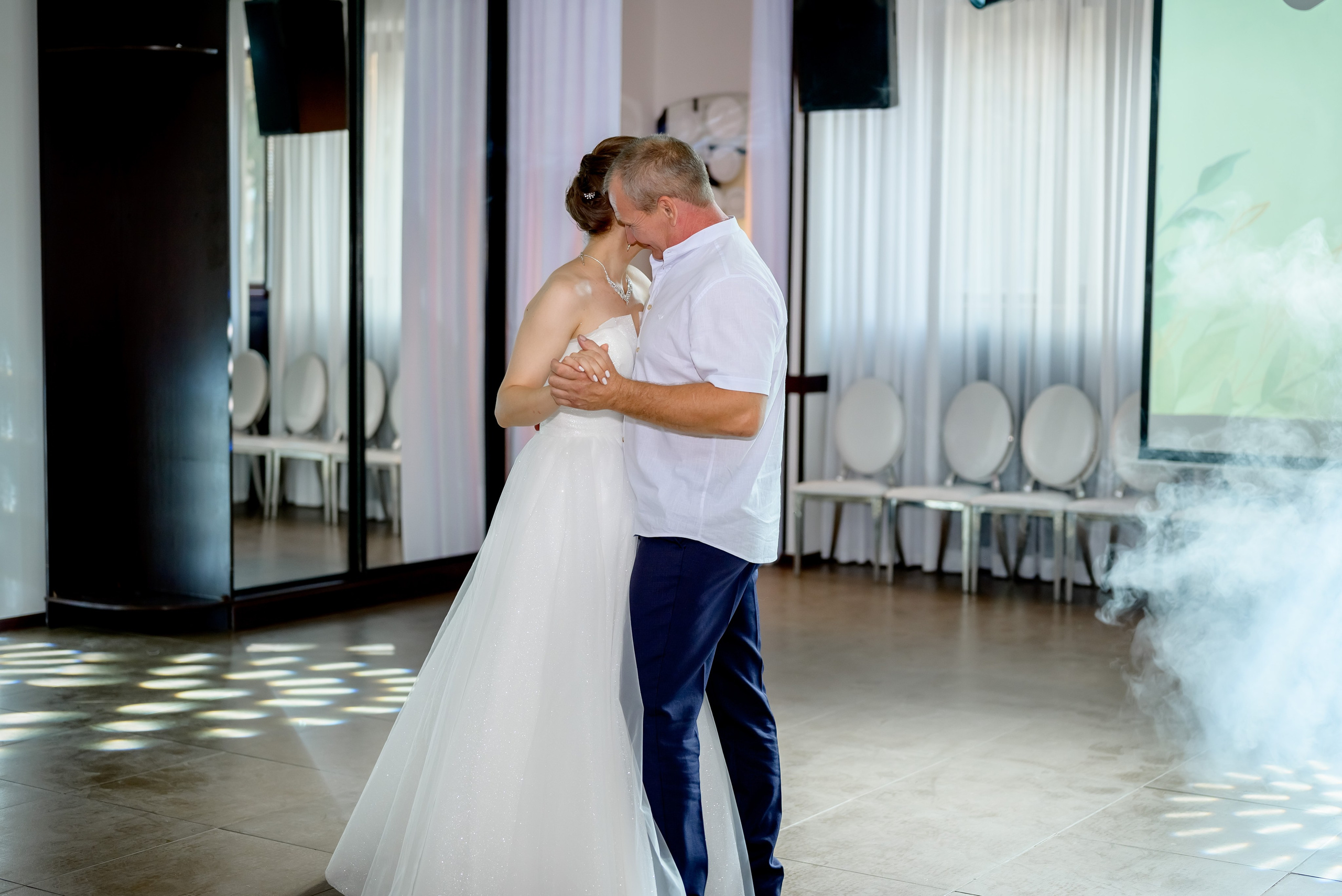 Банкетная часть (1). Юлия Басня семейный и свадебный фотограф в Донецке