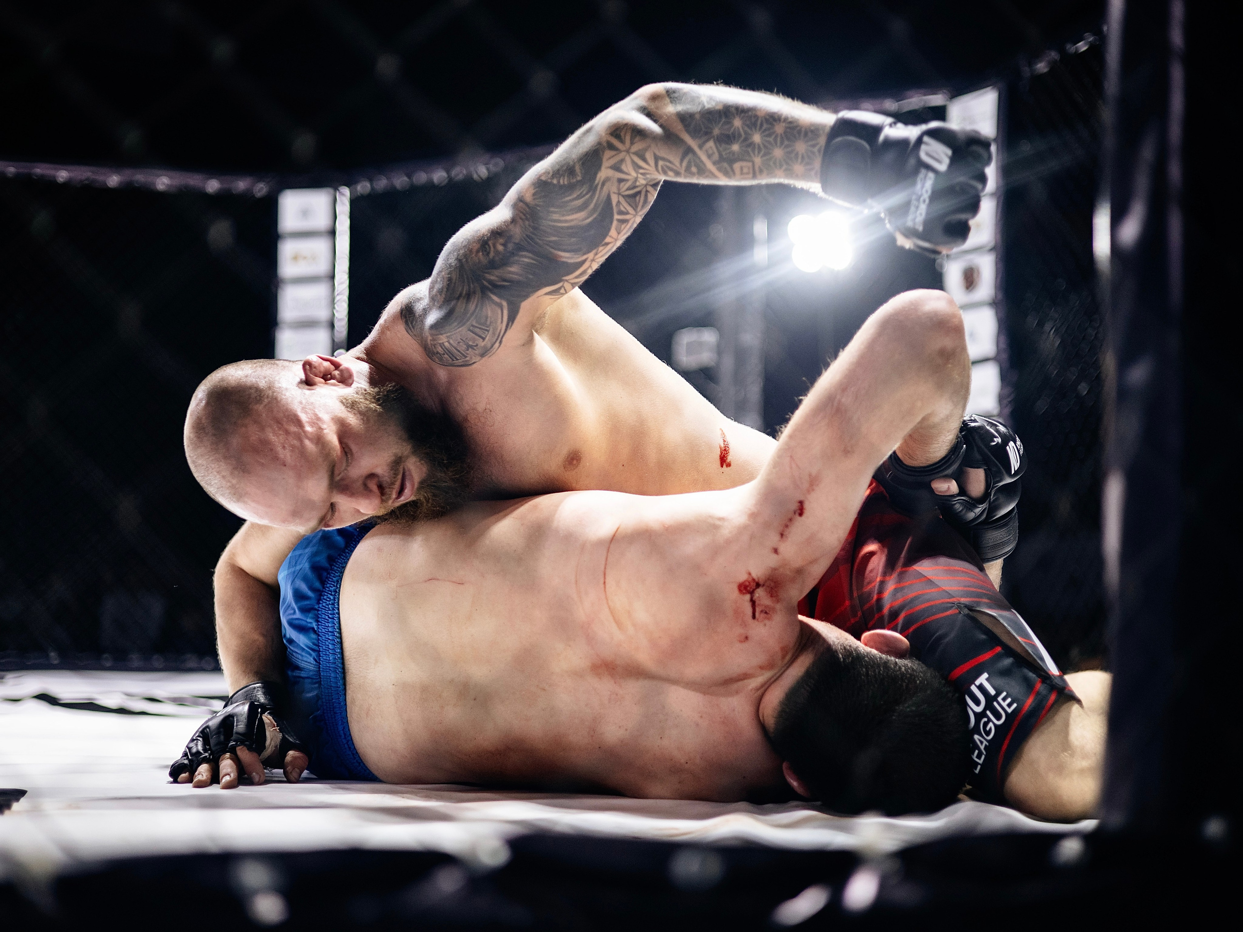 Бойцовская лига «KNOCK OUT». KRIS KRUPINNIKOVA