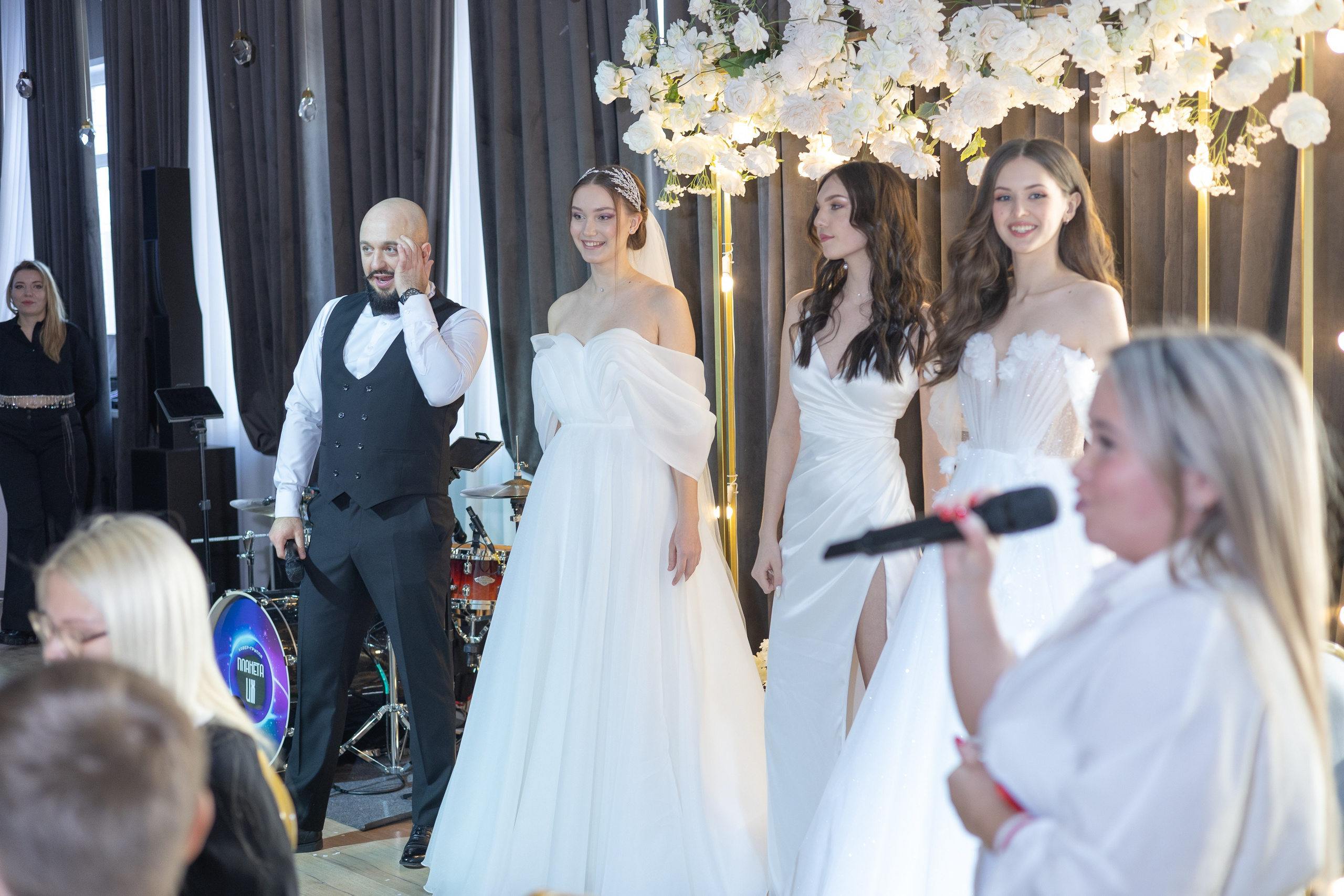 Свадебное чаепитие для молодоженов