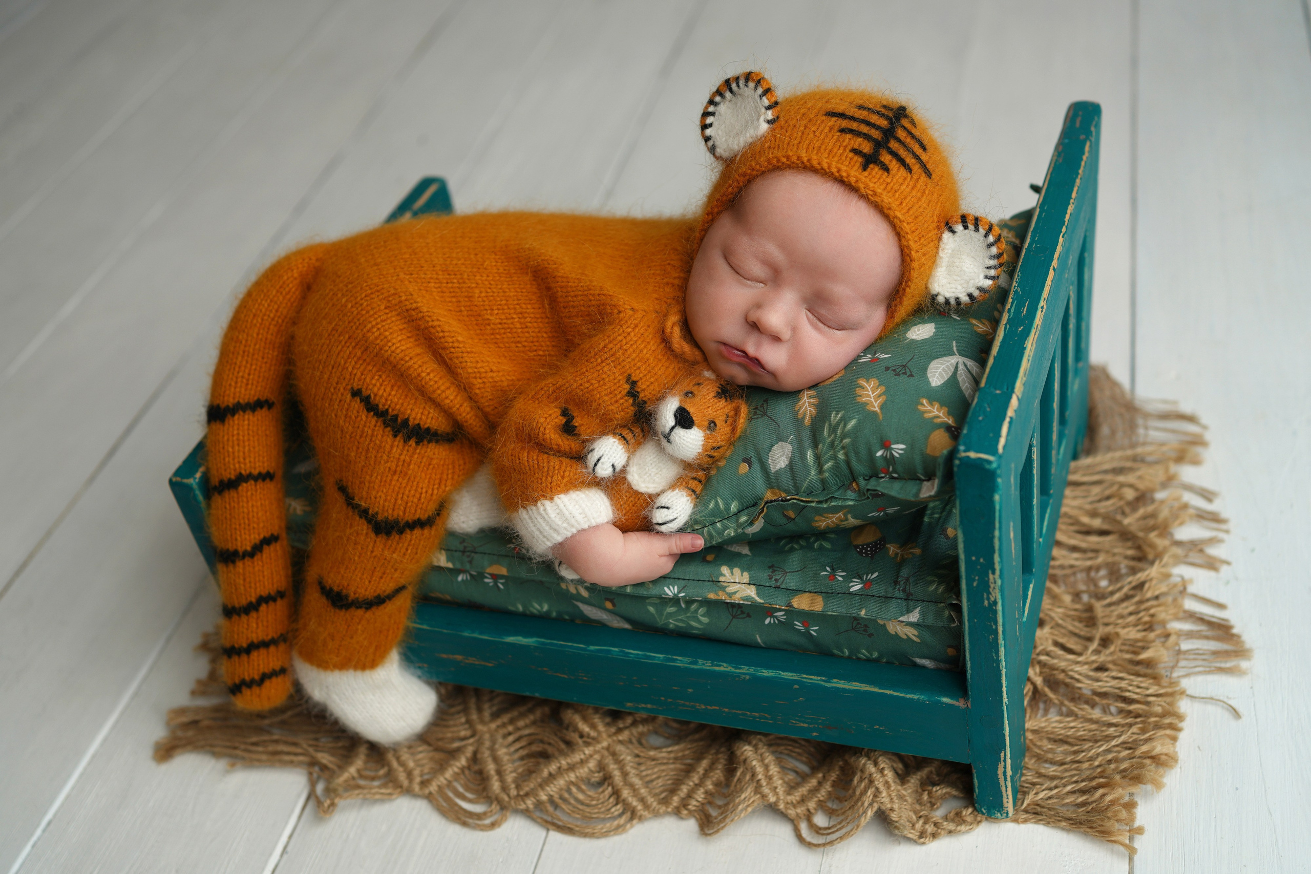 Детская фотосессия новорожденных мальчиков. Детский фотограф и фотограф новорожденных в Калининград Оксана Иваний