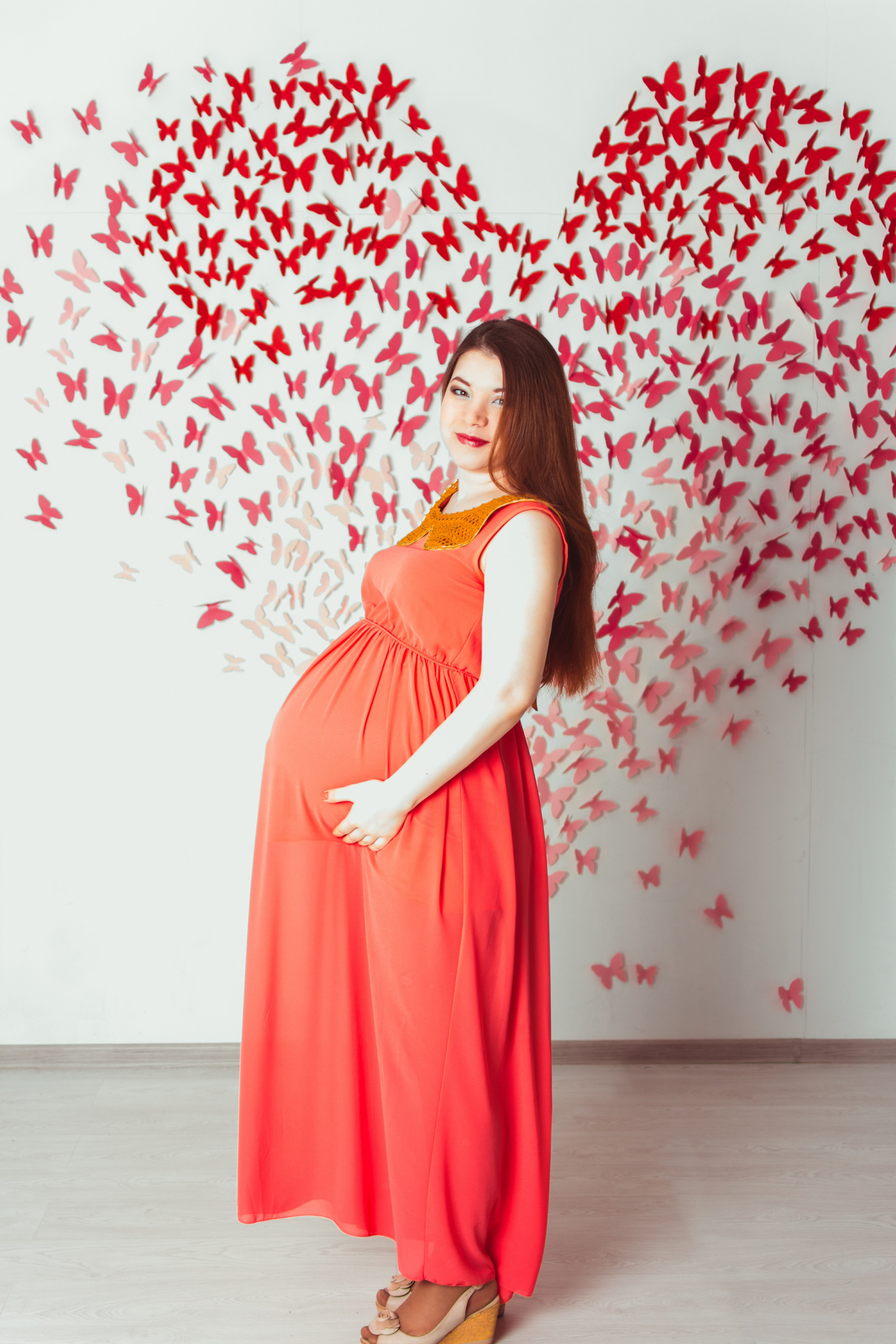 Дарья с мужем в ожидании чуда. Портретный креативный творческий фотограф в Казани Михаил Бушенев