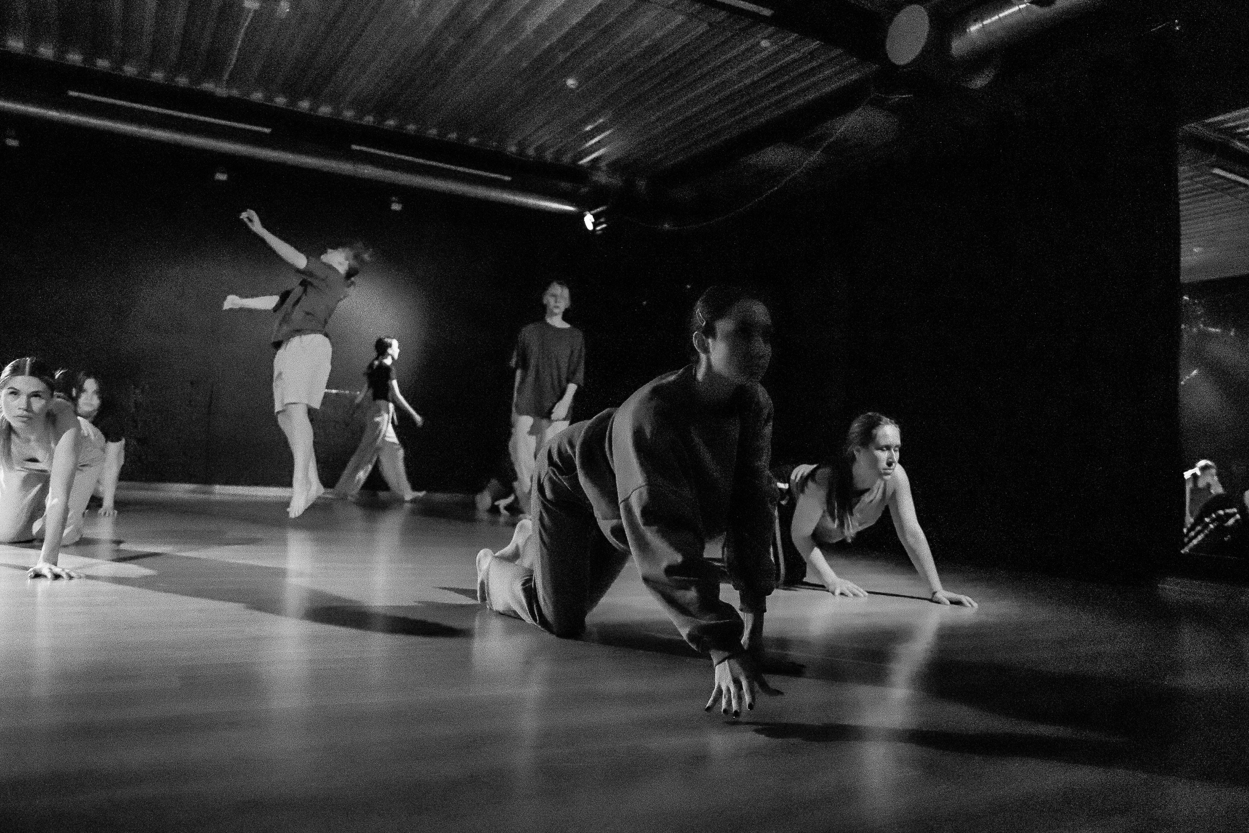 Современный показ Подземка. Небесные ласточки. Фотограф Юлия Мальцева