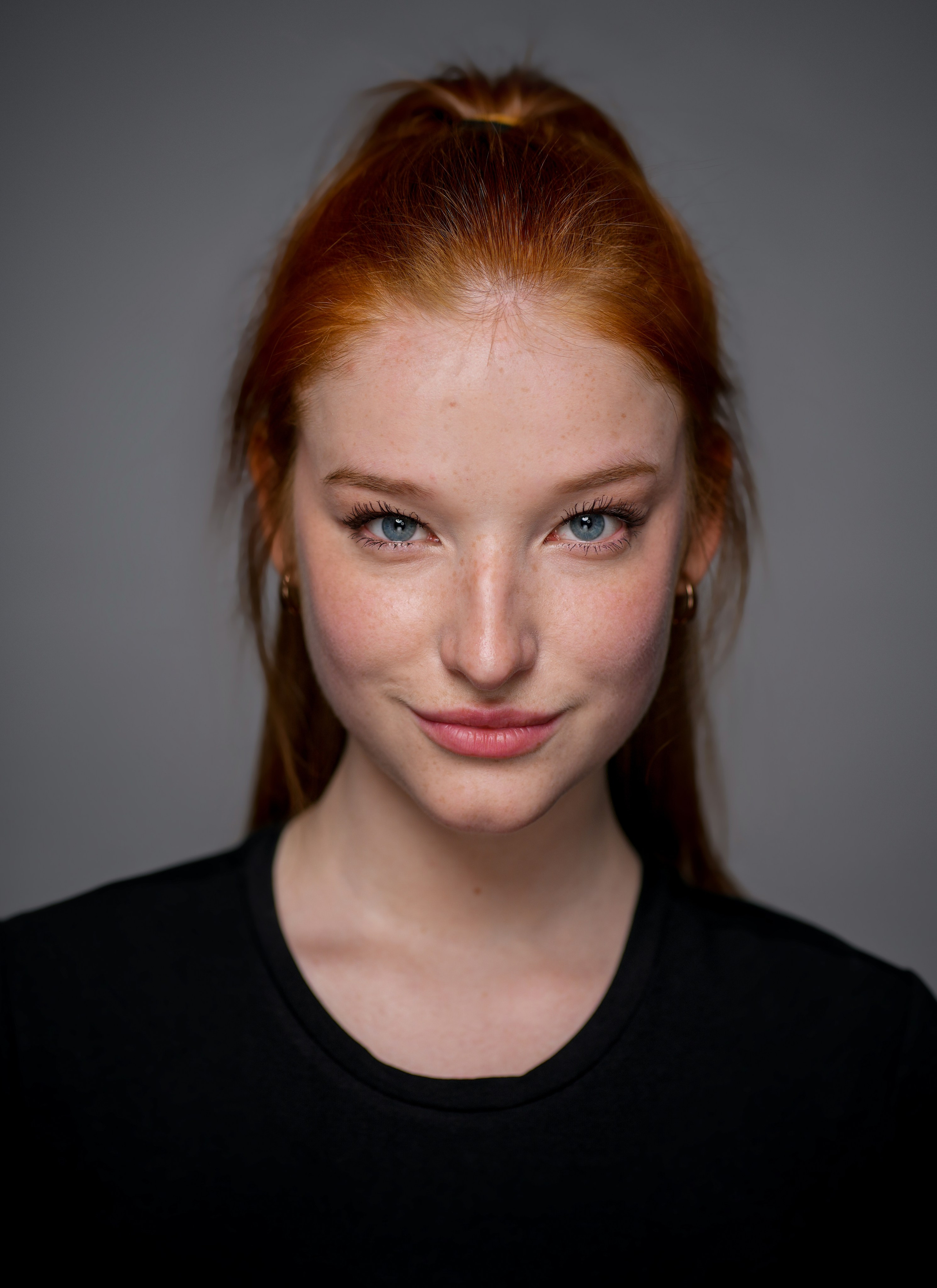 Актриса Алеана Антонюк. Портретная съемка в Москве, студийный фотограф Игорь Фомин